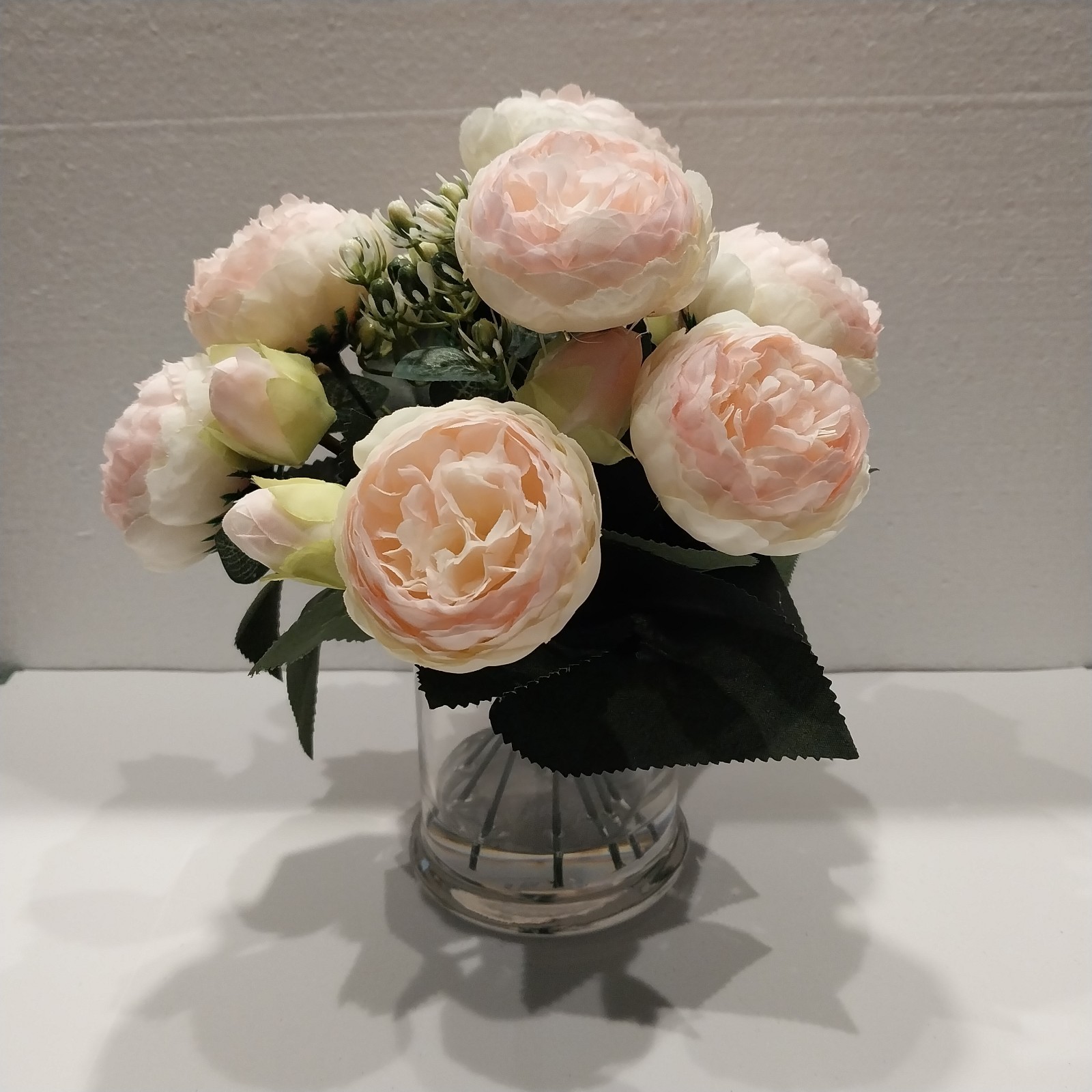 Faux Artificial Roses Flower Arrangement in Glass Vase w/ Faux Water