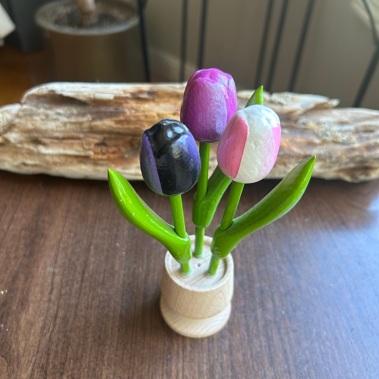 Vintage wood wooden hand carved tan painted tulip flowers