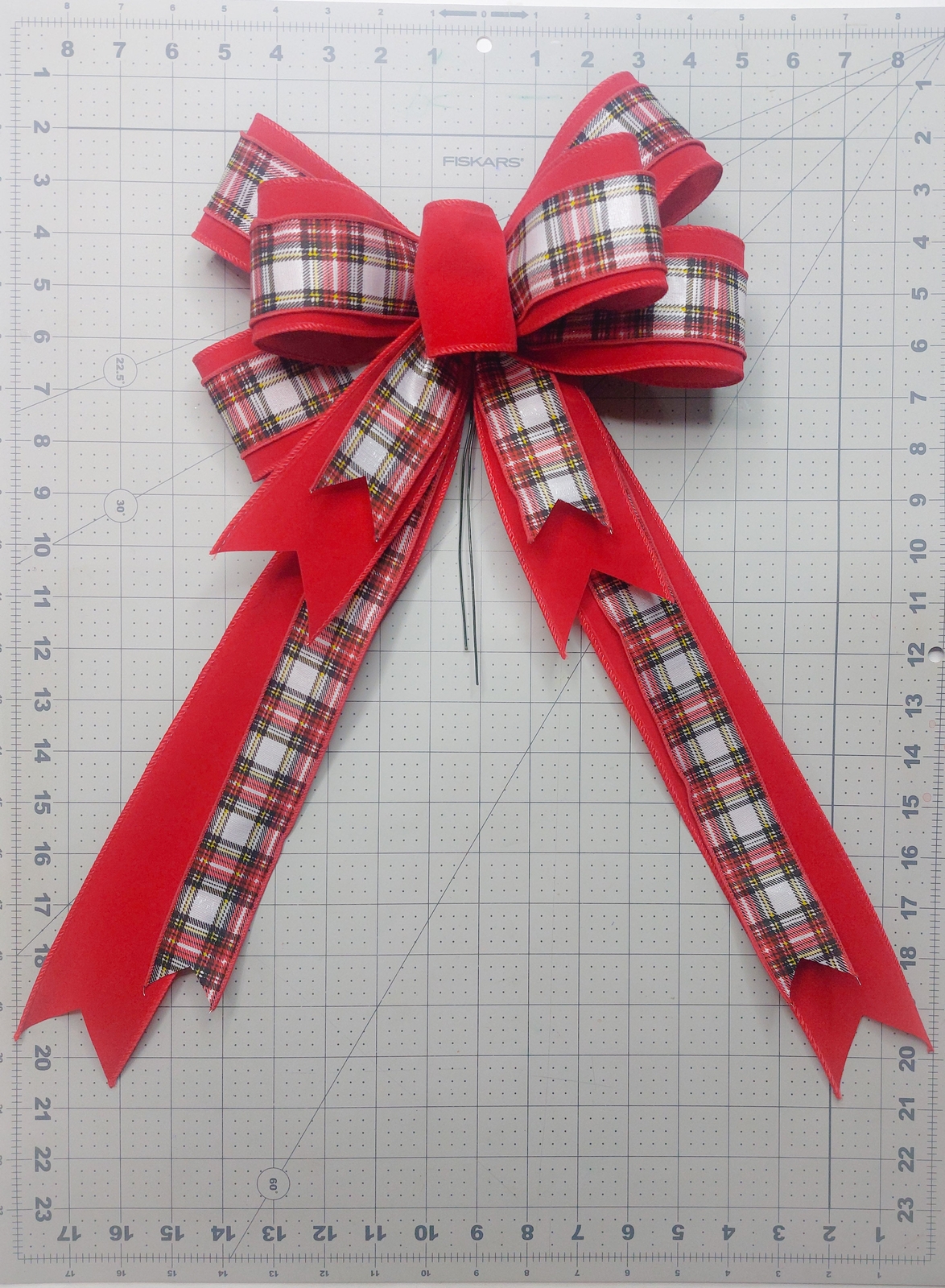 Outdoor Red Velvet with Plaid Bow