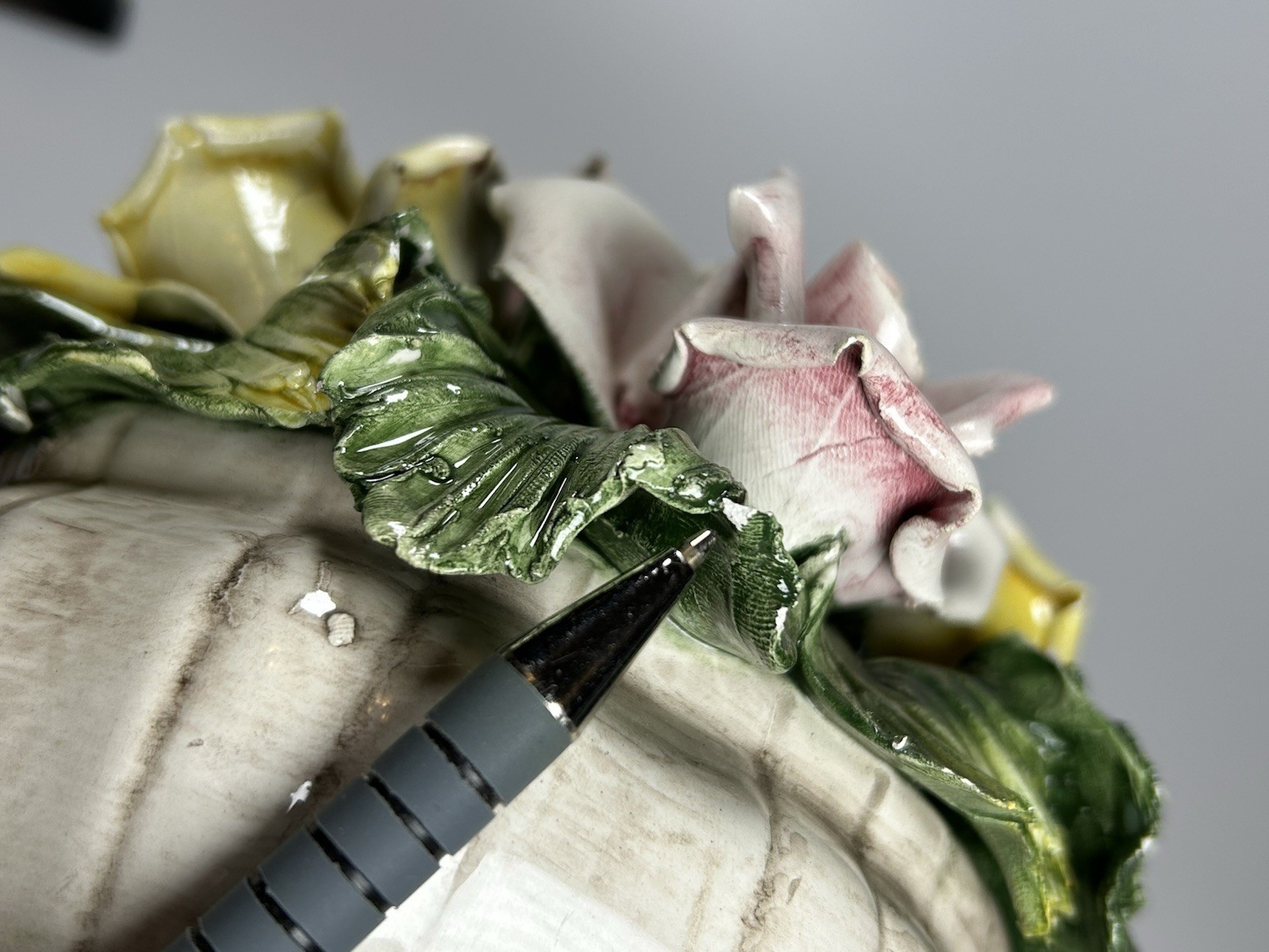 Porcelain Flower Centerpiece Capodimonte Italy Pink Yellow Roses 6.5” Long