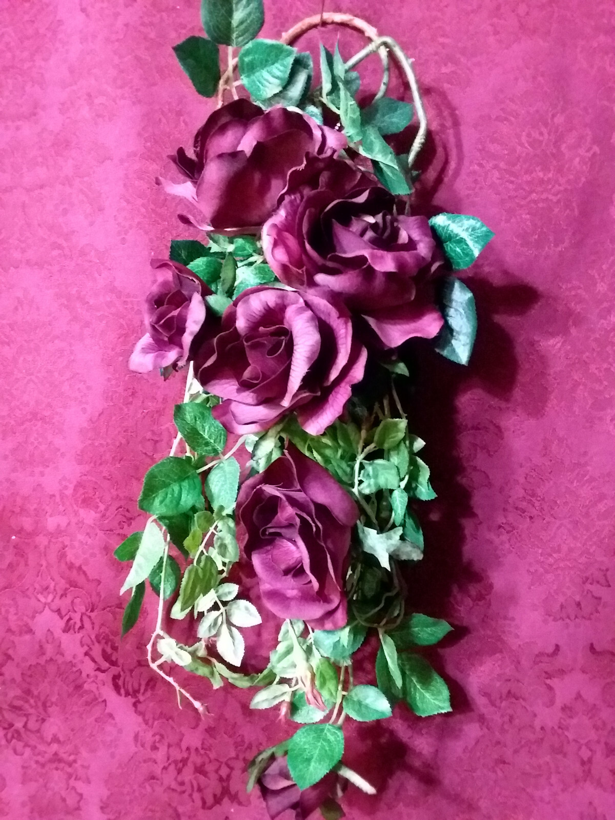 Home Interiors Silk Floral Romantic Burgundy Rose Vertical Swag/New/Free Ship