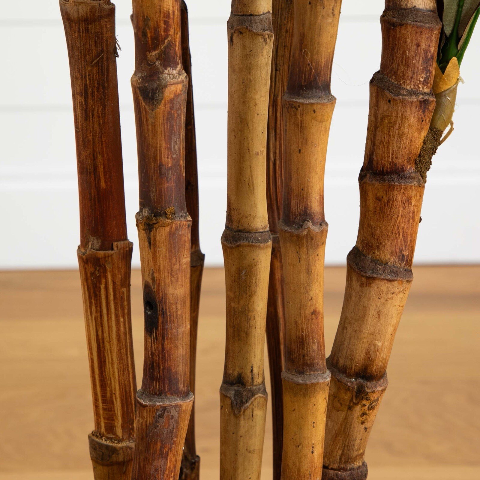 5’ Artificial Dracaena Yucca Tree Home Decor. Retail $212