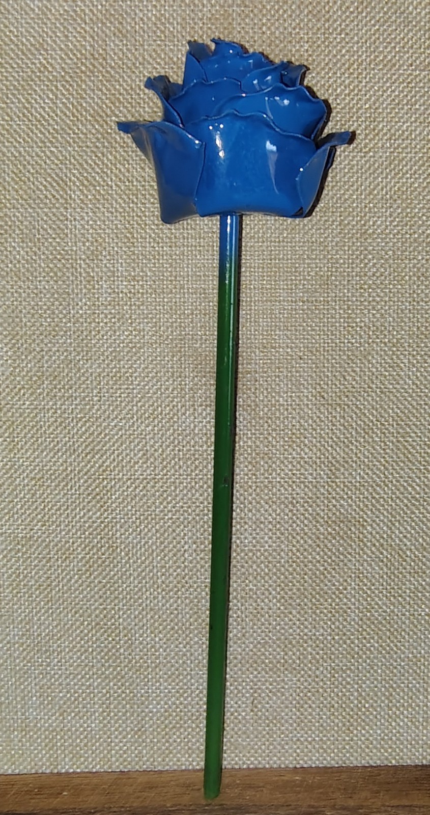 HandCrafted Blue Metal Art Rose Stem 10.5″ Decor