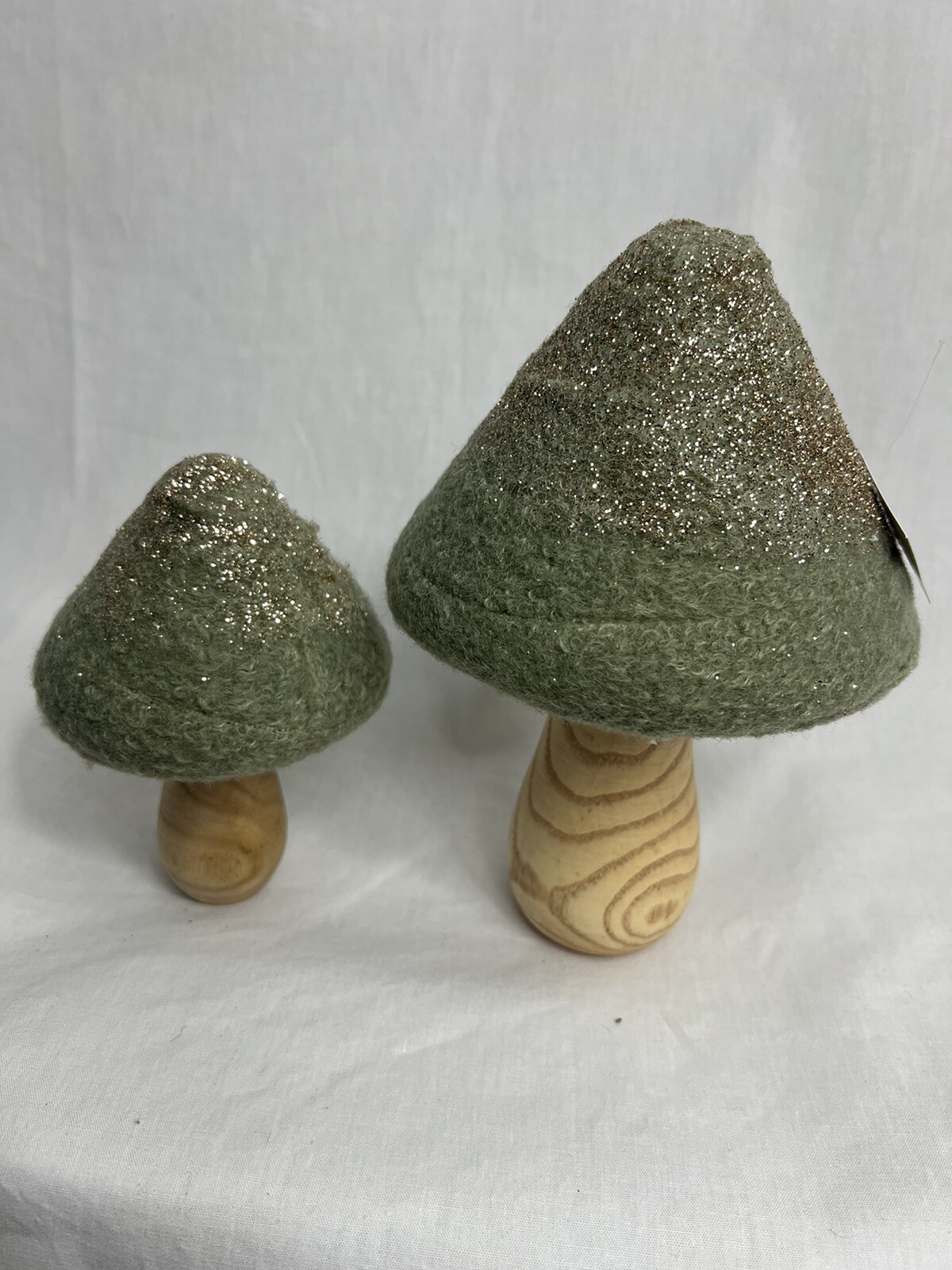 Mushrooms Sparkly Wood Stem