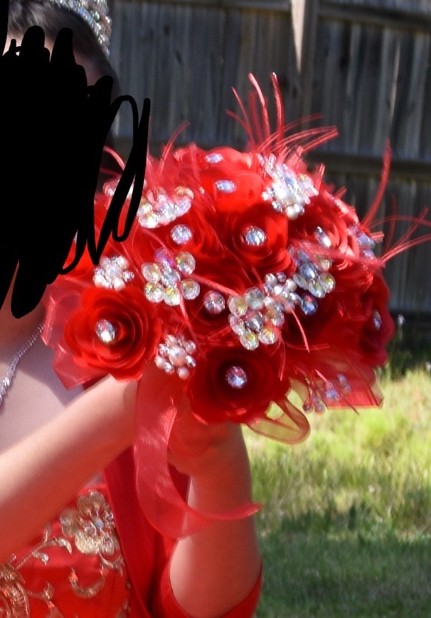 Red Quinceañera Bouquet Artificial Flowers with diamonds