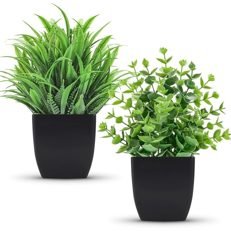 2 Pcs Eucalyptus Fake Plants in Black Pots Artificial Indoor Decor Home Office