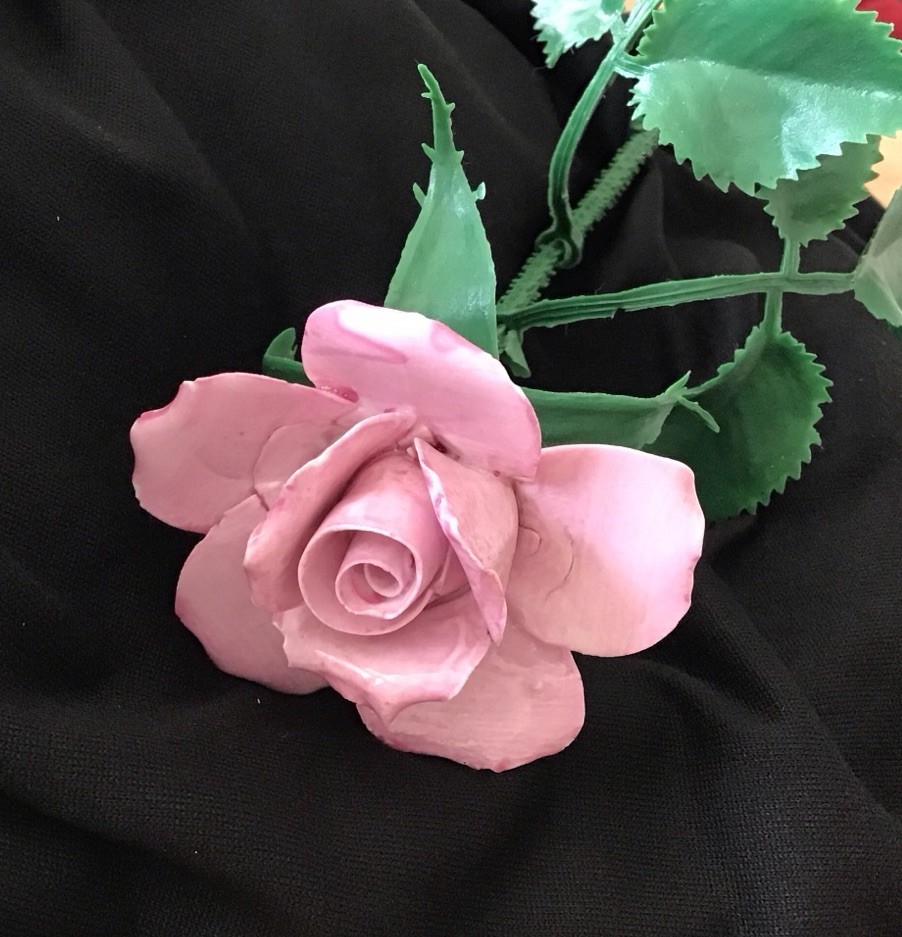 Vtg Porcelain or Clay Flower Pink Rose Plastic Stem Leaves 9”….0506