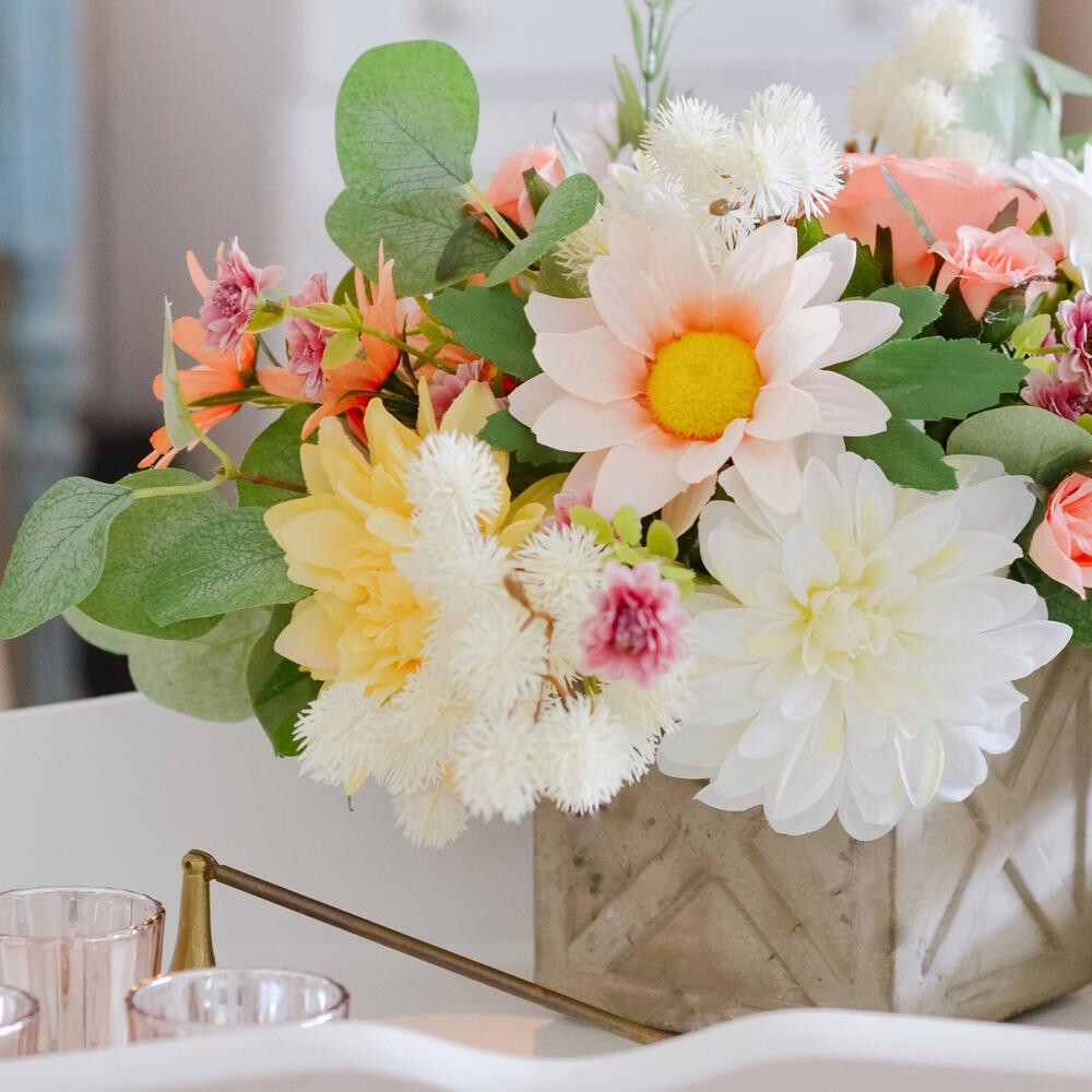 Factory Direct Craft Poly Silk Cream Dahlia Floral Stem | for Indoor Decor
