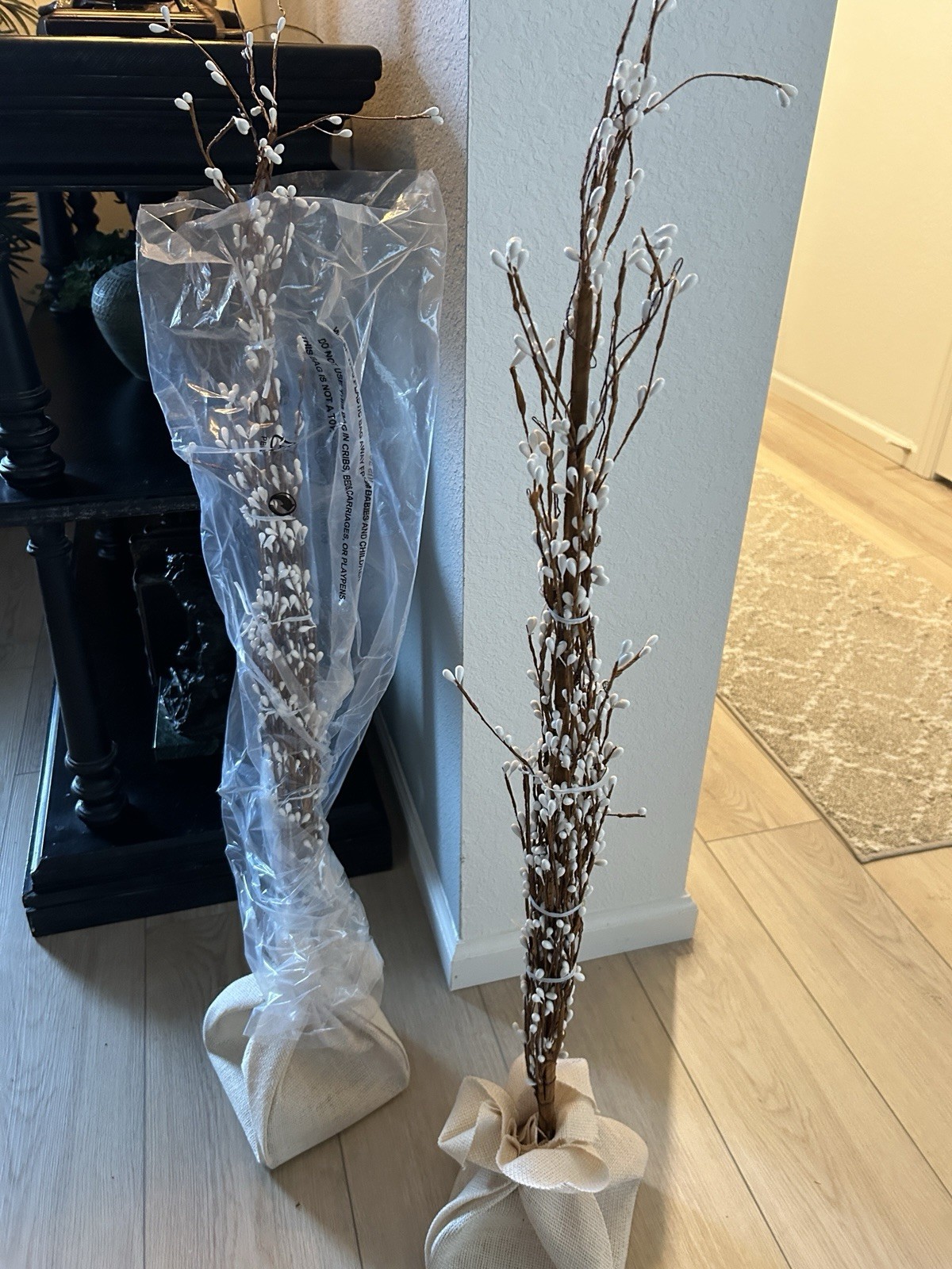 2 Bethlehem Lights White Pip Berry Lighted Table Top Trees In Burlap 36” Tall
