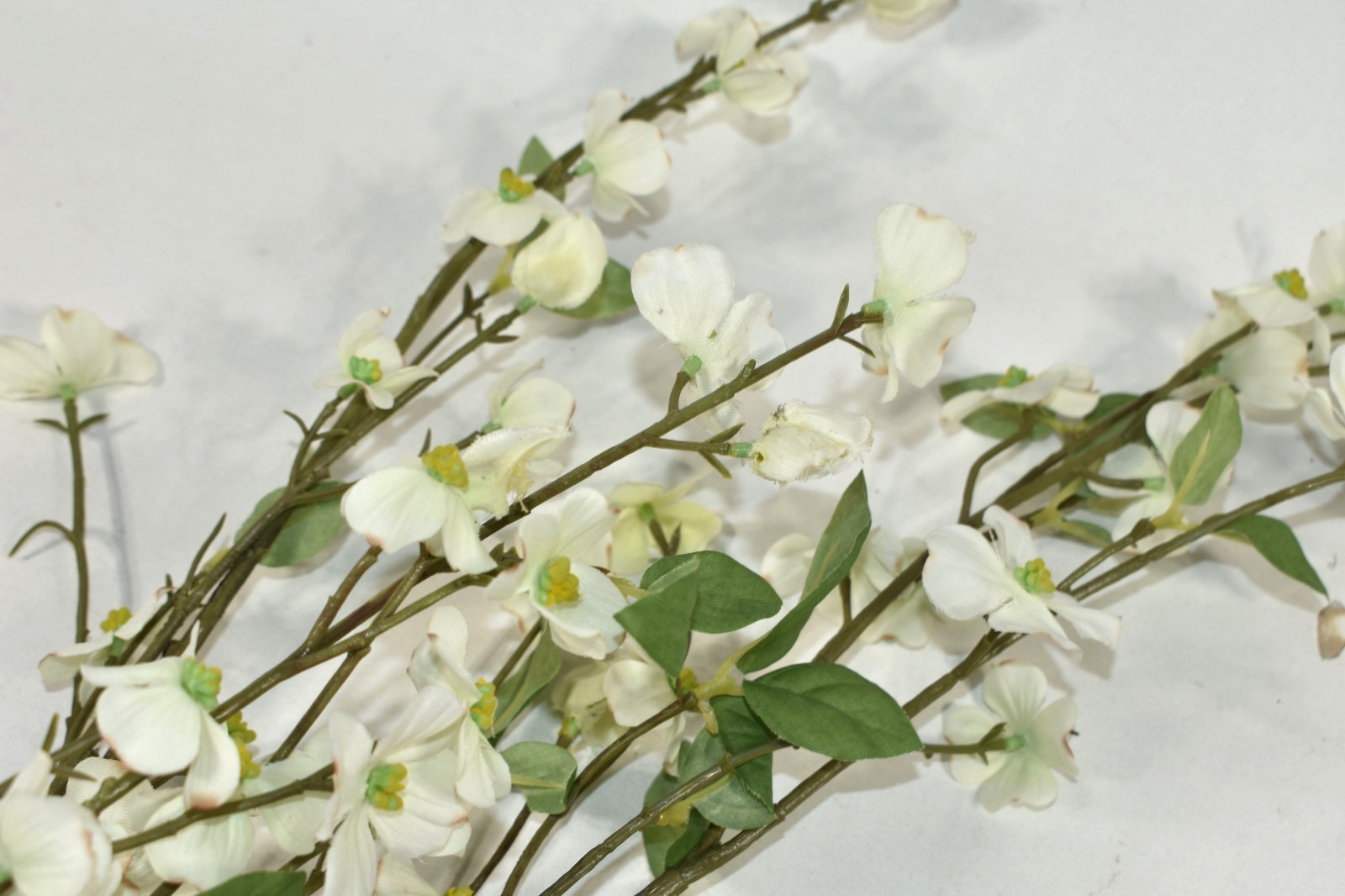 Pottery Barn Faux Dogwood Branch w/ Nest & Eggs Artificial Flowers 38″ Stem NEW
