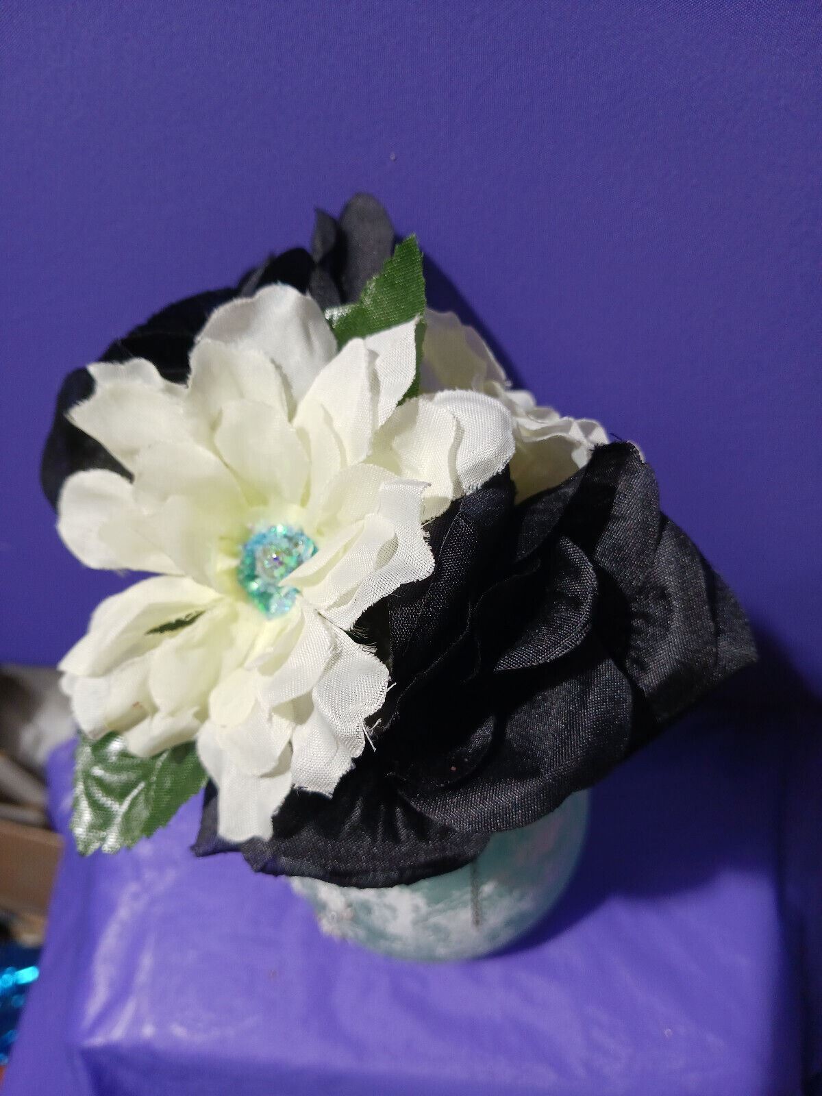 Artificial Flower Arrangement Green Glass Vase With Silver Chain Valentines Day