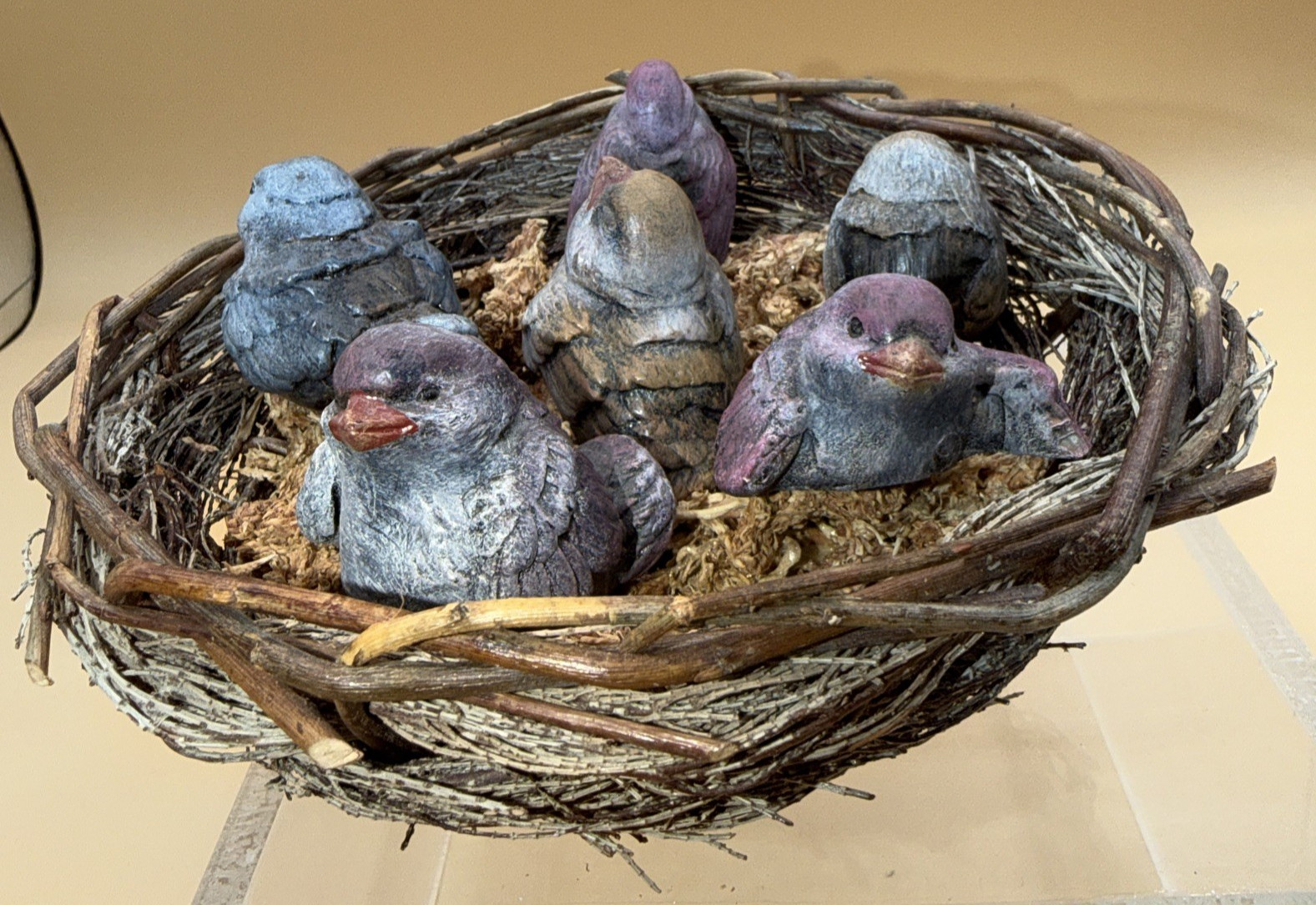 SET of 6 small Birds in Bird Nest (Man Made) – Resin or Ceramic?? – Unbranded