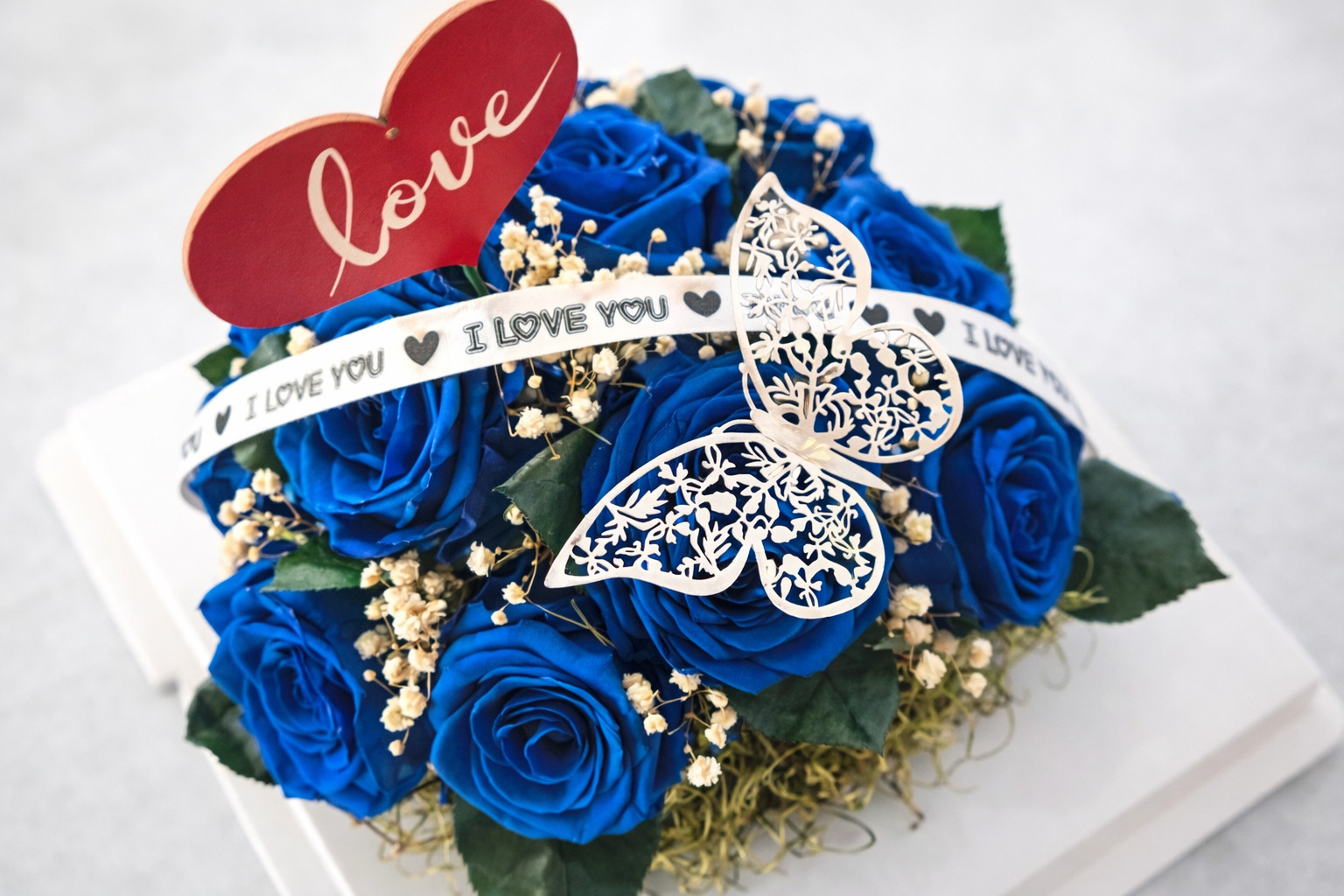Real Preserved Blue Roses, Last 2–3 Years, Romantic Gift Box, Valentine’s Day
