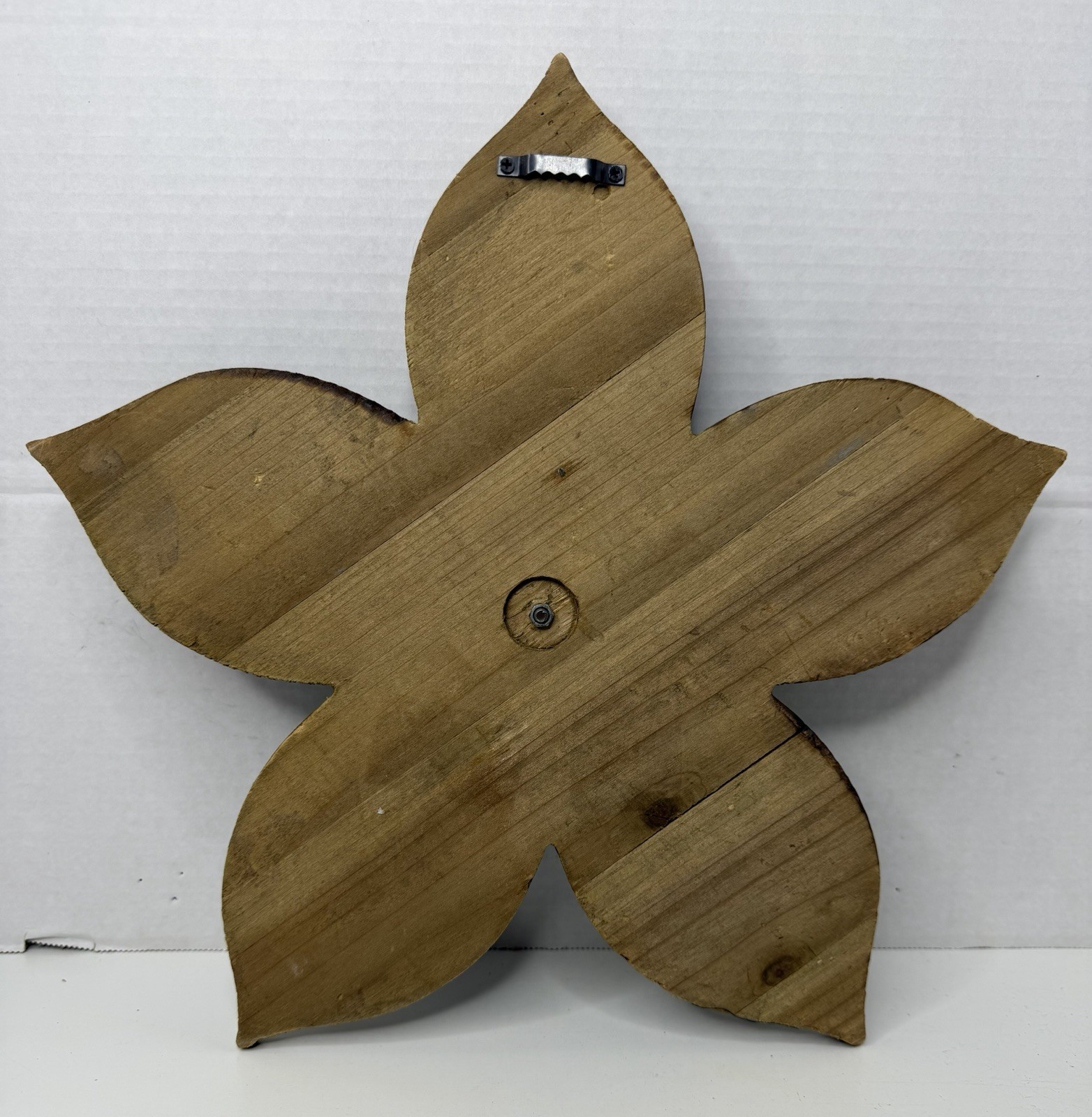 Rustic Wood Flower With Metal Center Wall Hanging Decor Teal 13.25”