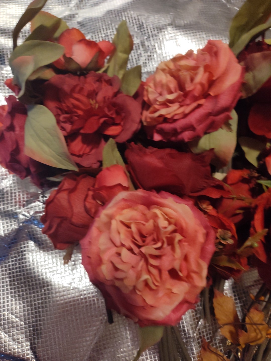 Multi Stem Box Of Faux Rose & Ranunculus Bouquets X6 Bundle & 1 Sm Fall Pick NWT