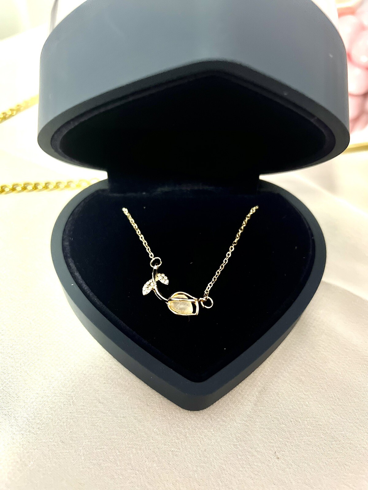 Eternal Enchanted Forever Preserved Rose with Necklace – Infinity Rose