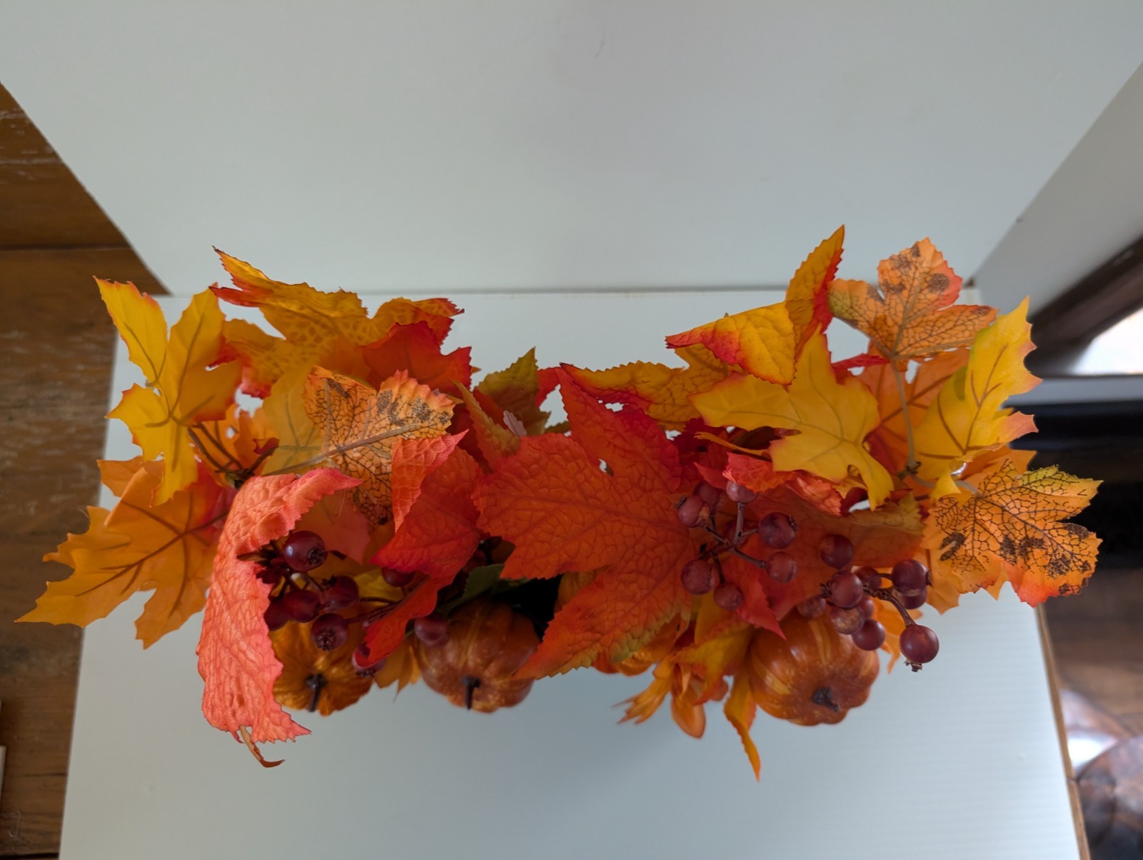 Winlyn Farmhouse Fall Floral Arrangement 11.6″w x 13″h x 4″d