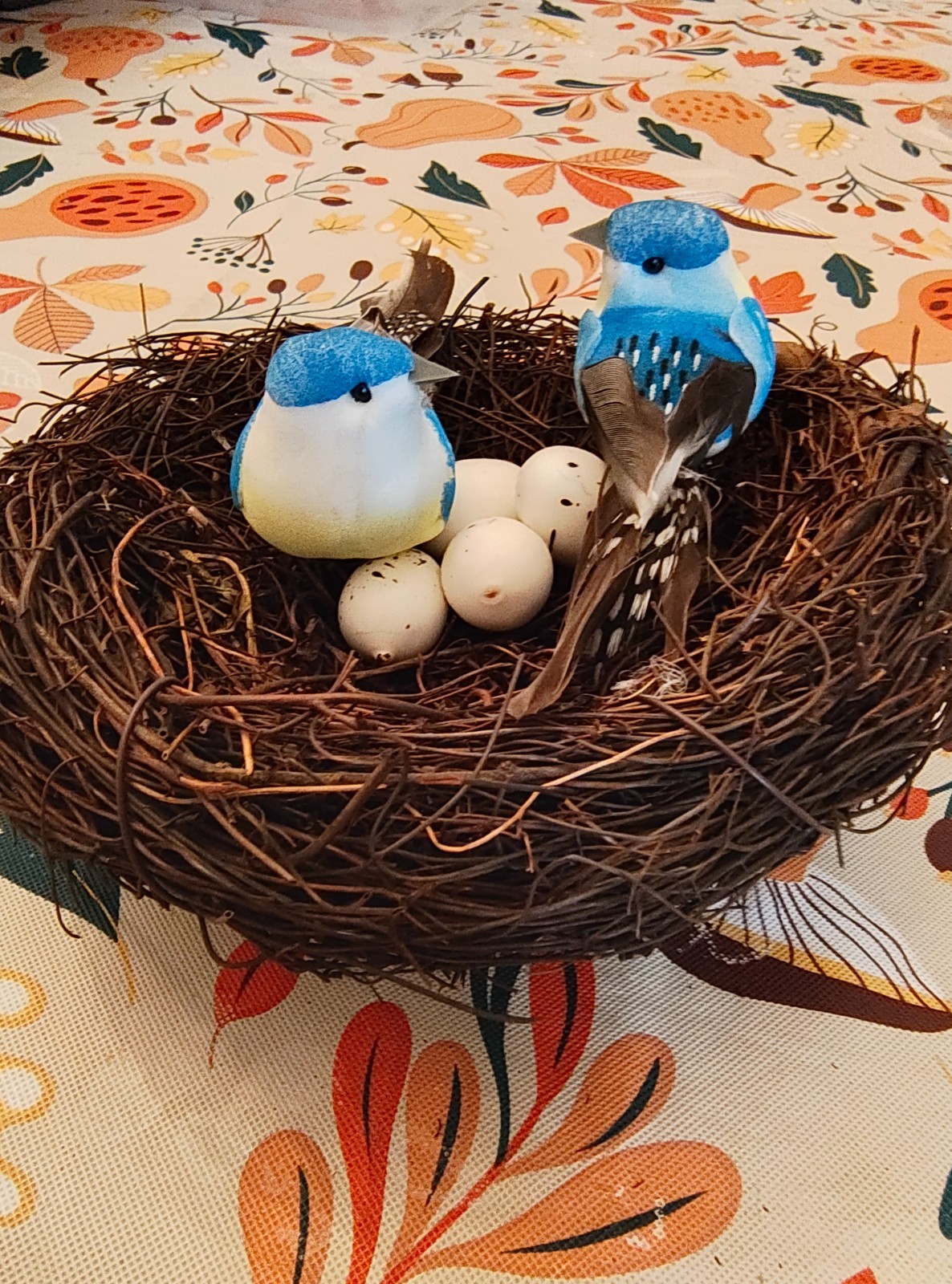 6″ Artificial Faux Bird’s Nest with 2 Artificial Birds & 4 Eggs.