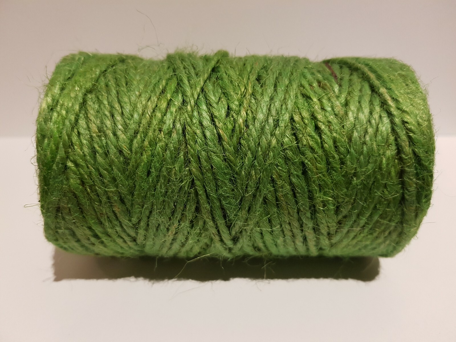 Jute Twine 2 mm/65 m Natural Twisted Twine for Crafts Tools from Manufacturer