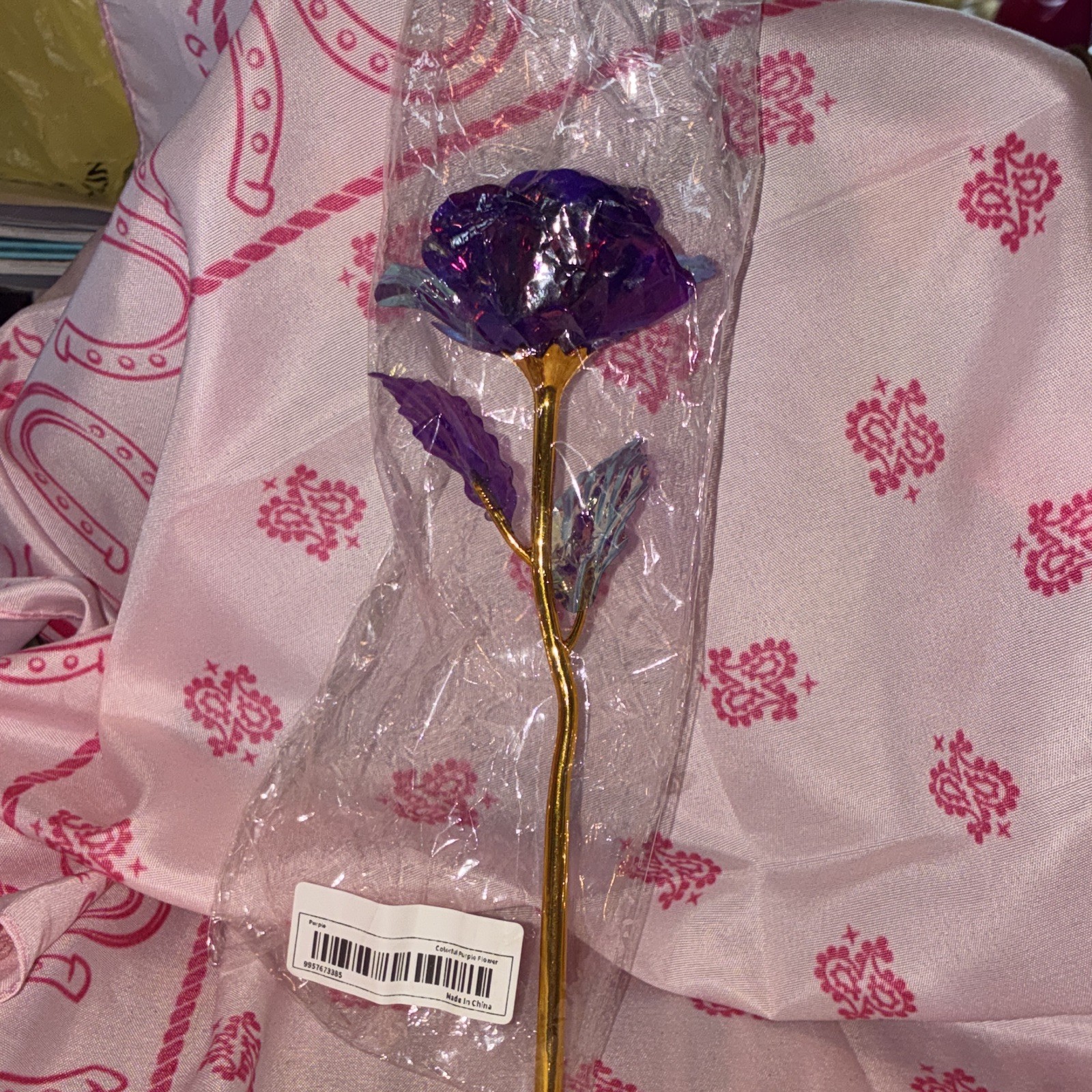 Artificial Purple Rose Flower Stem, Gold Stem, Plastic & Metal Floral Decor(187)