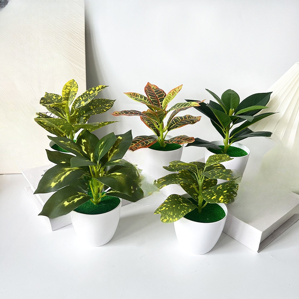 Compact Fake Plant 16cm Height for Photography Studio or Live Stream Backdrop