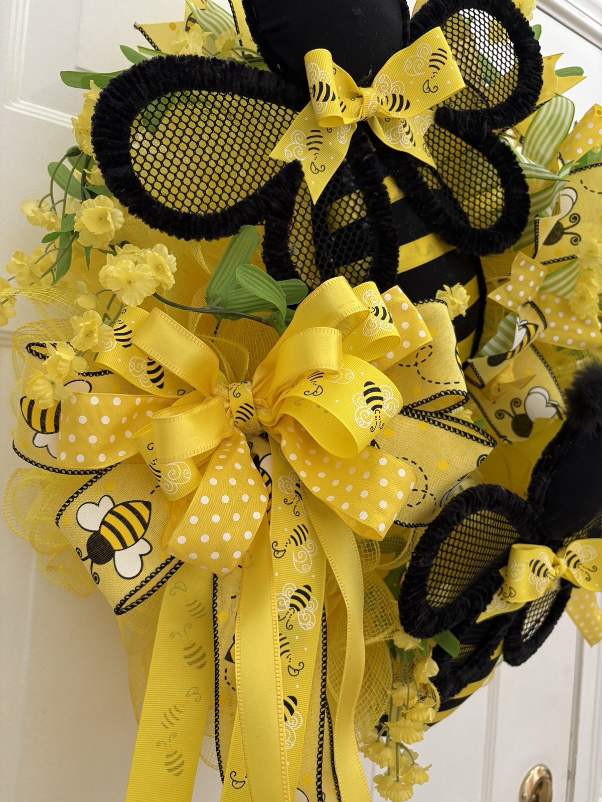Bumblebee, Bug, Hanging Wreath, New, Home Decor, Wall/Door, Indoors/Outdoor.