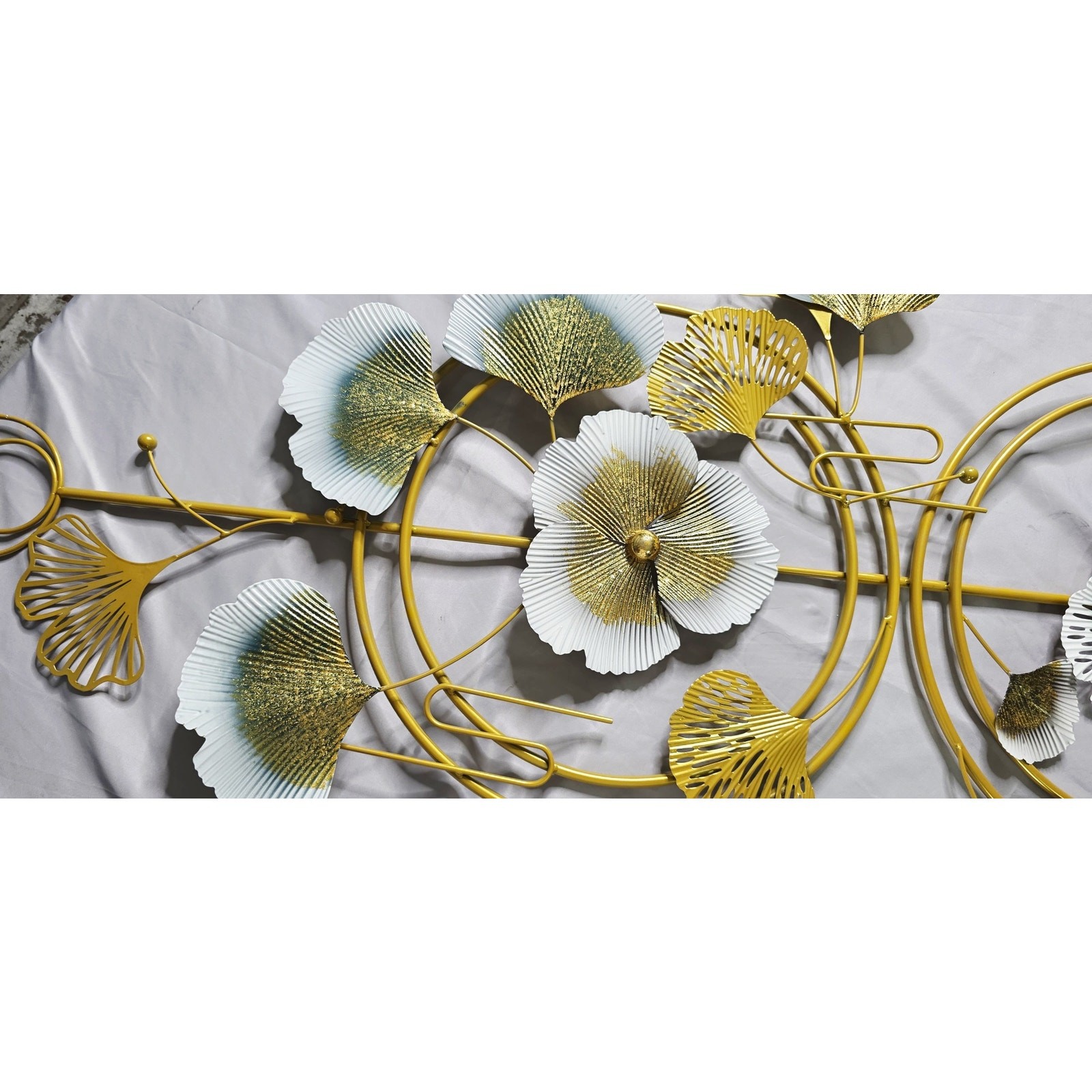 KHIESA 3D Gold Ginkgo Leaf Metal Wall Art Sculpture Large