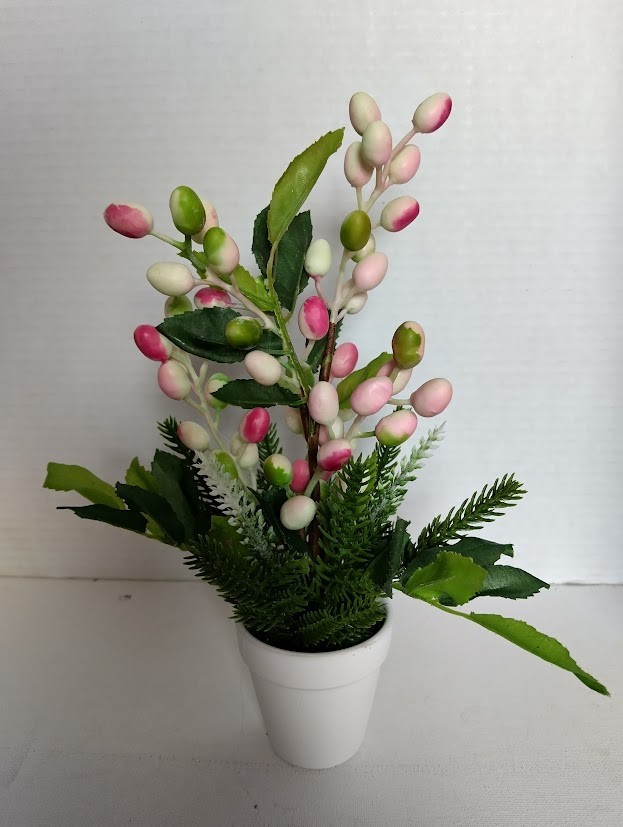 Berry table favor table decoration