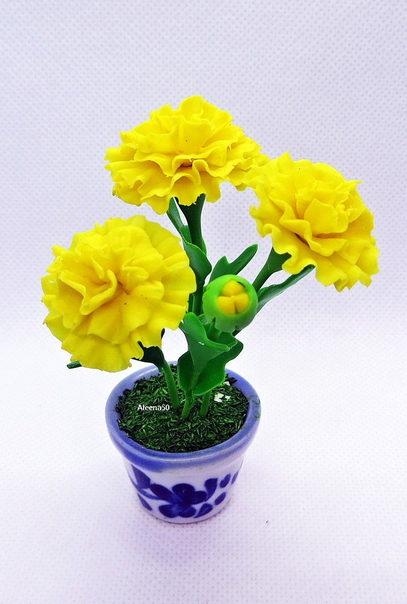 US Stock 3.5″H Handmade Clay Crafted Miniature Artificial Marigold Flower,