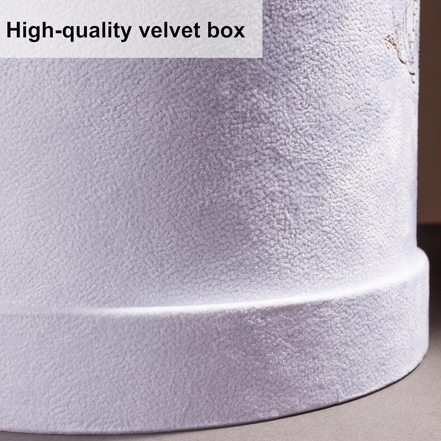 Gorgeous 17 Roses in Suede Box – Perfect for Anniversaries & Special Moments