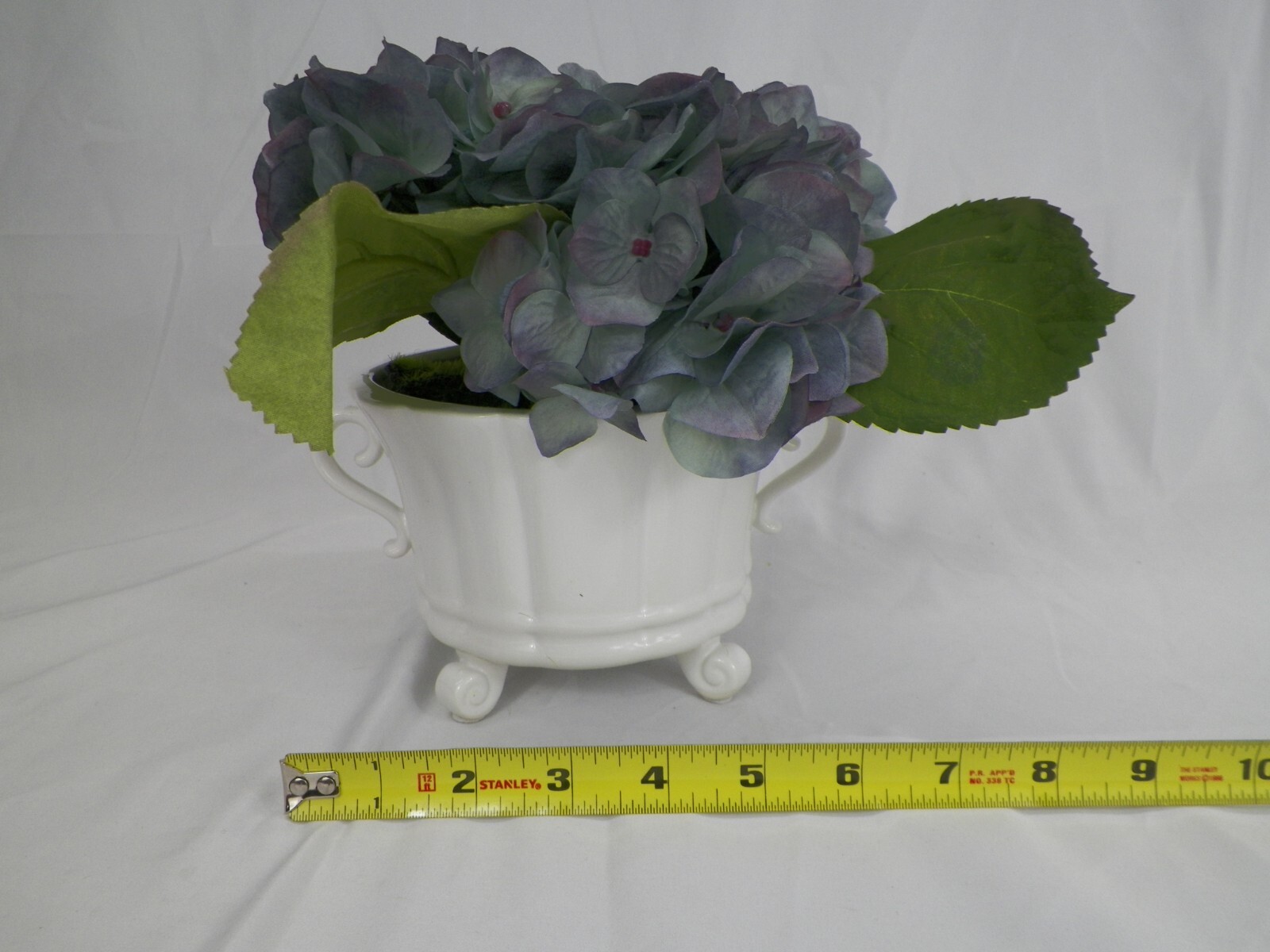 Hydrangea Artificial Flower Faux Flowers Floral in White Vase​ Blue and Purple
