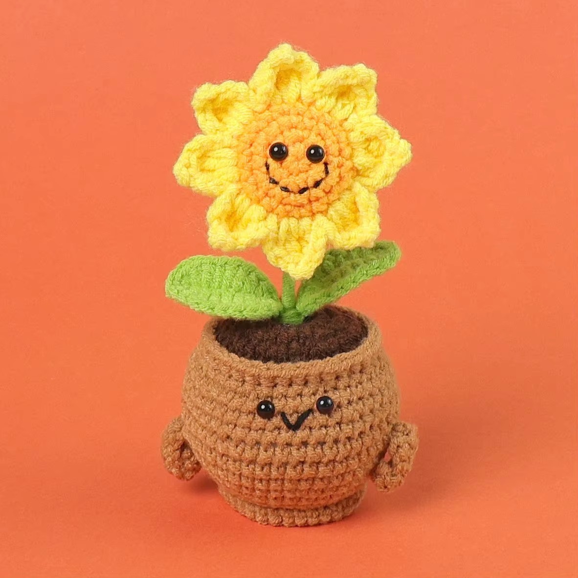 Smiling Crochet Sunflower Pot – Amigurumi Desk Buddy Decor – Handmade Sunny Gift