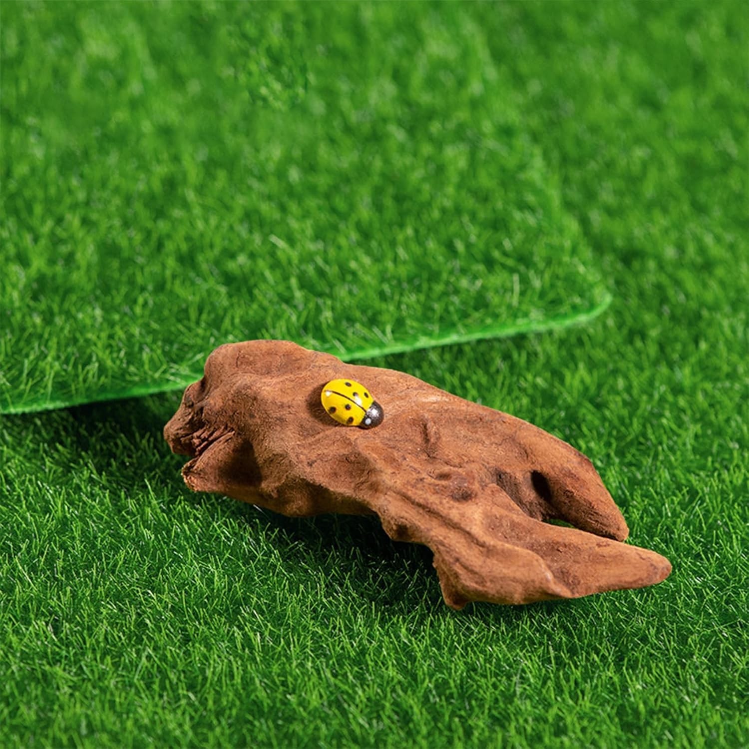 Versatile 10-Pc Set of 6×6 Inch Artificial Grass for Dollhouses & DIY Projects