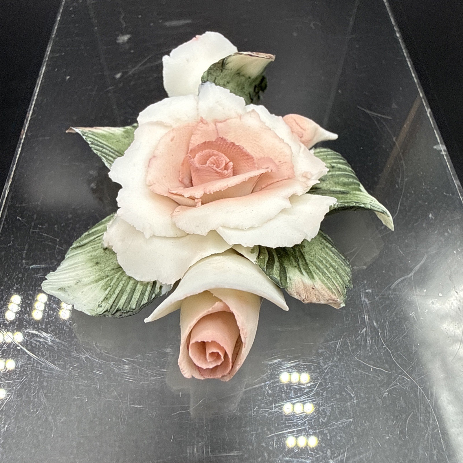 8 BEAUTIFUL PORCELAIN PINK ROSES W/ Full Bloom, 2 Buds & Green & White Leaves.