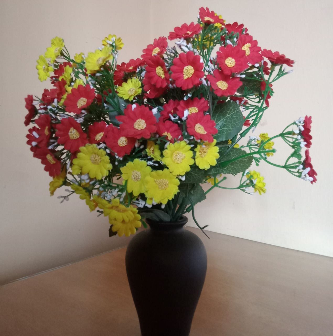 Small Clay Vase With Artificial Flowers For Decorate Your Own Space Or Office