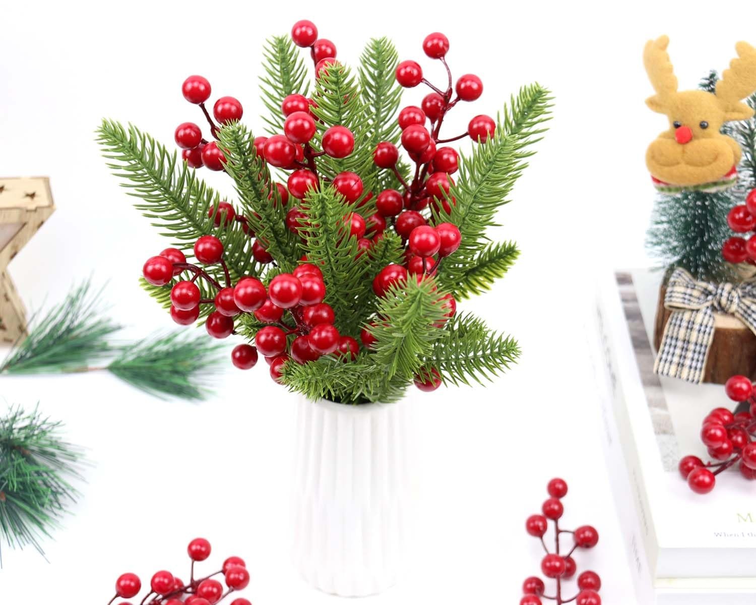 30 Pack Red Berry Stems, Artificial Holly Berries for Christmas Tree Picks De…