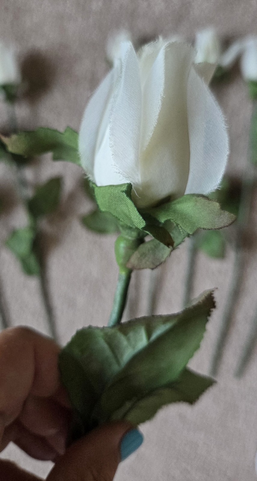 Dozen Artificial White Rose Long Stem , Faux Silk Roses