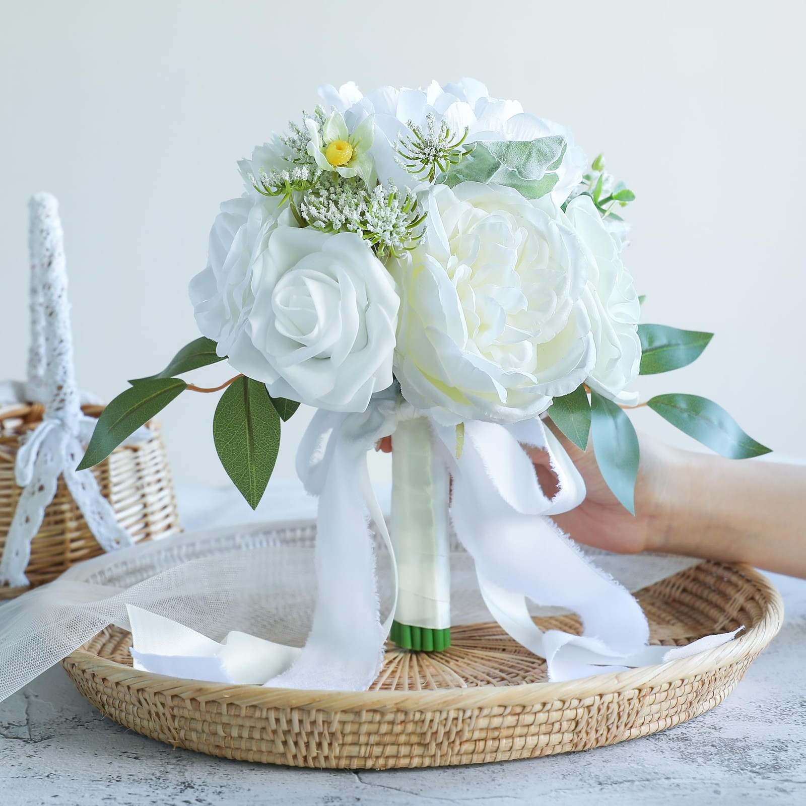 White Ivory Artificial Rose Flower Bride Bridesmaid Wedding Bouquet Ceremony