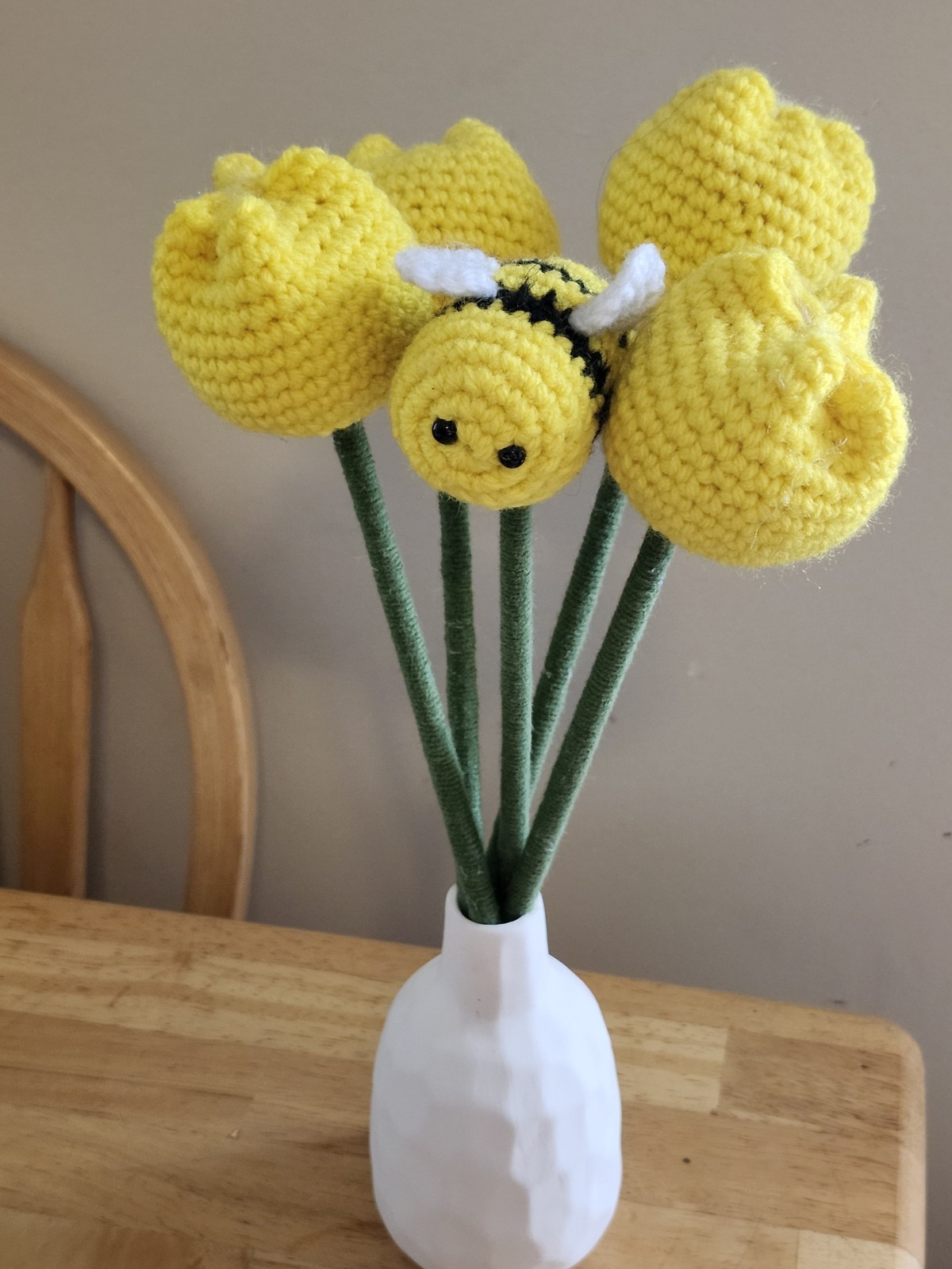 Artificial Crochet Yellow Tulip Bouquet with Bee in White Vase, Floral Theme