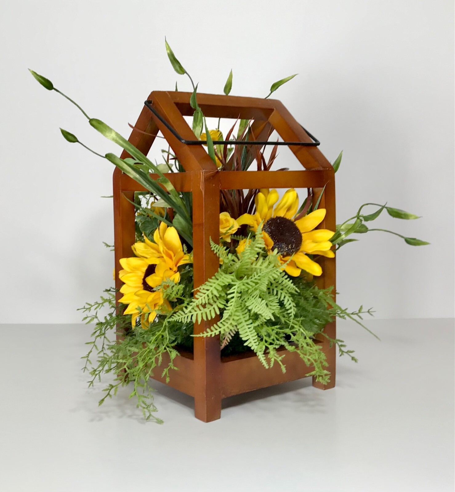 WOODEN FRAME LANTERN DECORATIVE SUNFLOWER FLORAL ARRANGEMENT CENTERPIECE GIFT
