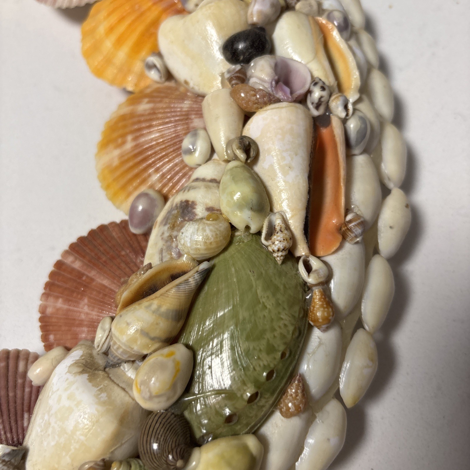 Handcrafted Sea Shell Wreath 14”Beach Seashore Coastal Decor Beautiful Vintage