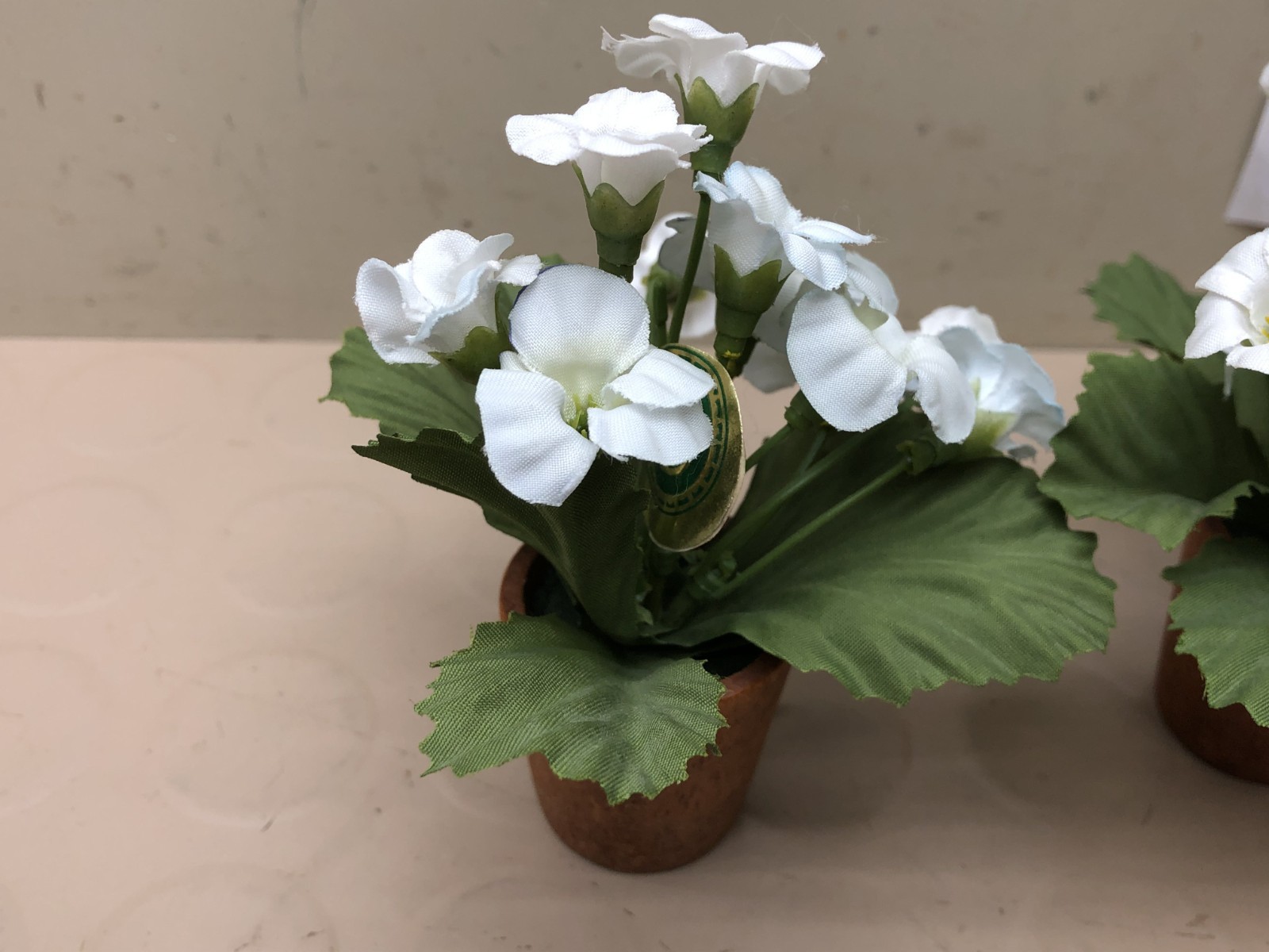2 Artificial Potted White Flowers Small Plants Decor – Miniature – Pacific Rim