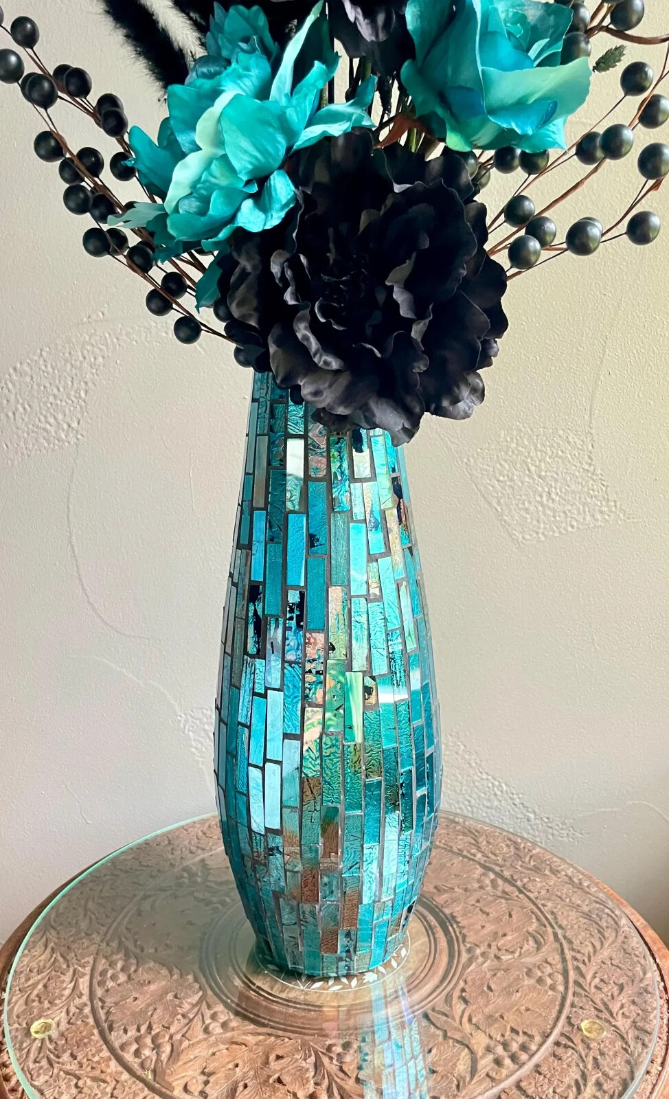 Modern Rose Floral Arrangement: Black & Blue Home Decor, Fancy Table Centerpiece