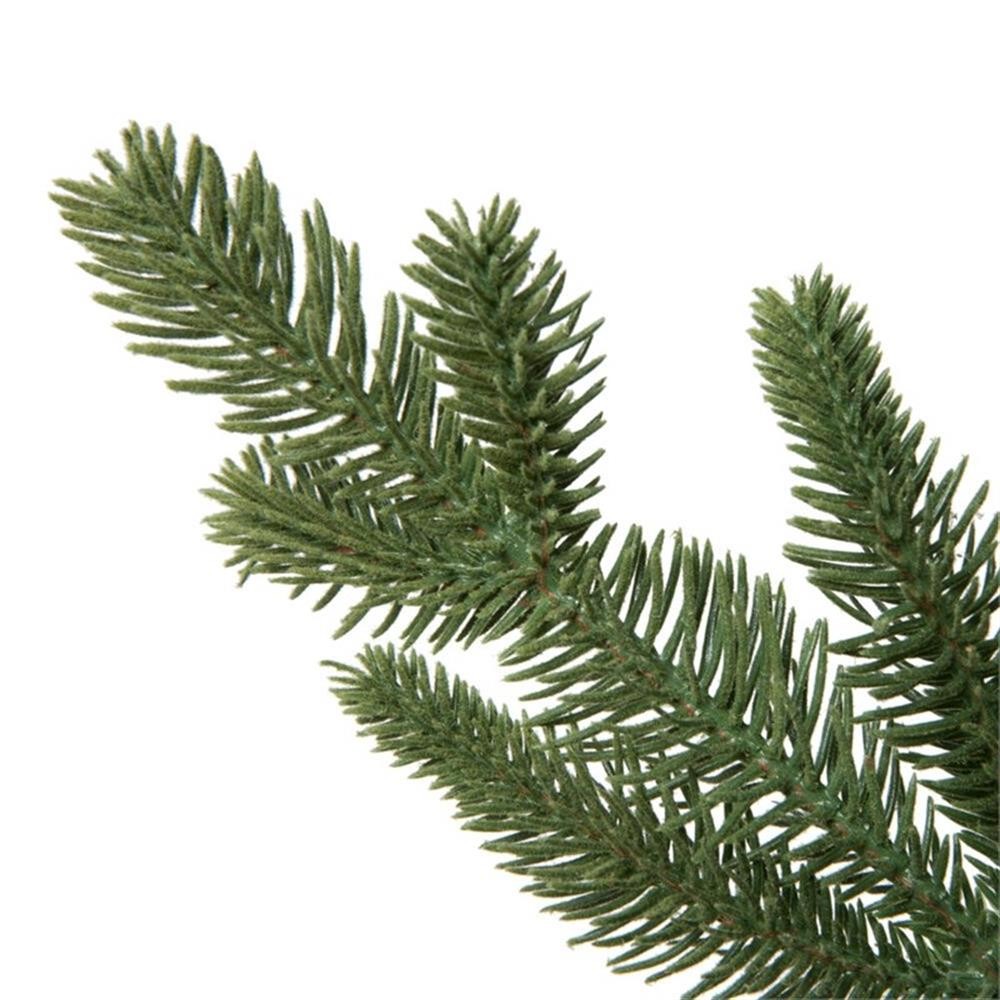 Vickerman 24″ Emerald Mixed Fir Wreath 150T