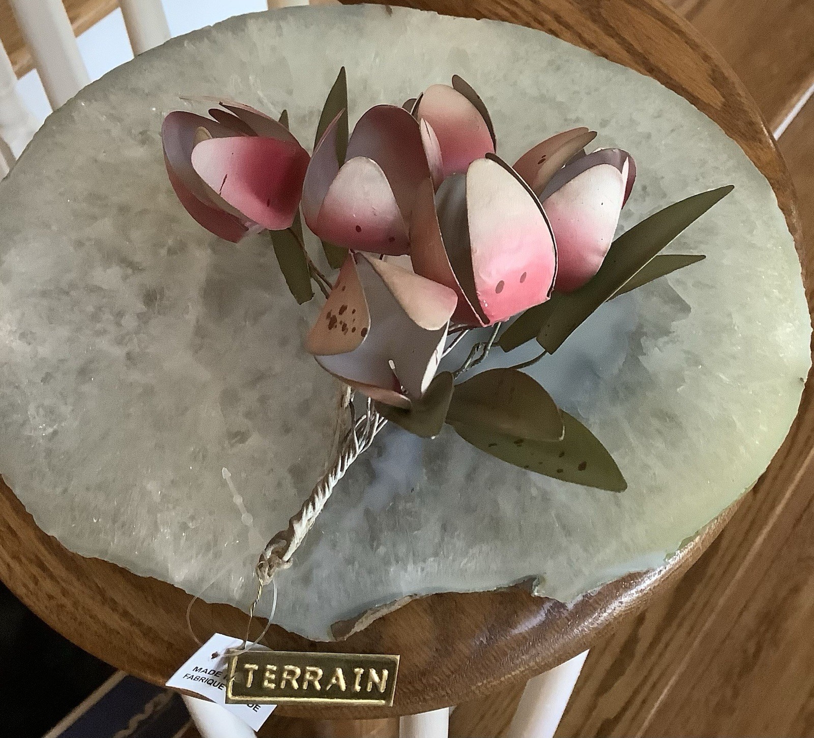 Anthropologie Terrain Tulip Iron Bunch NWT