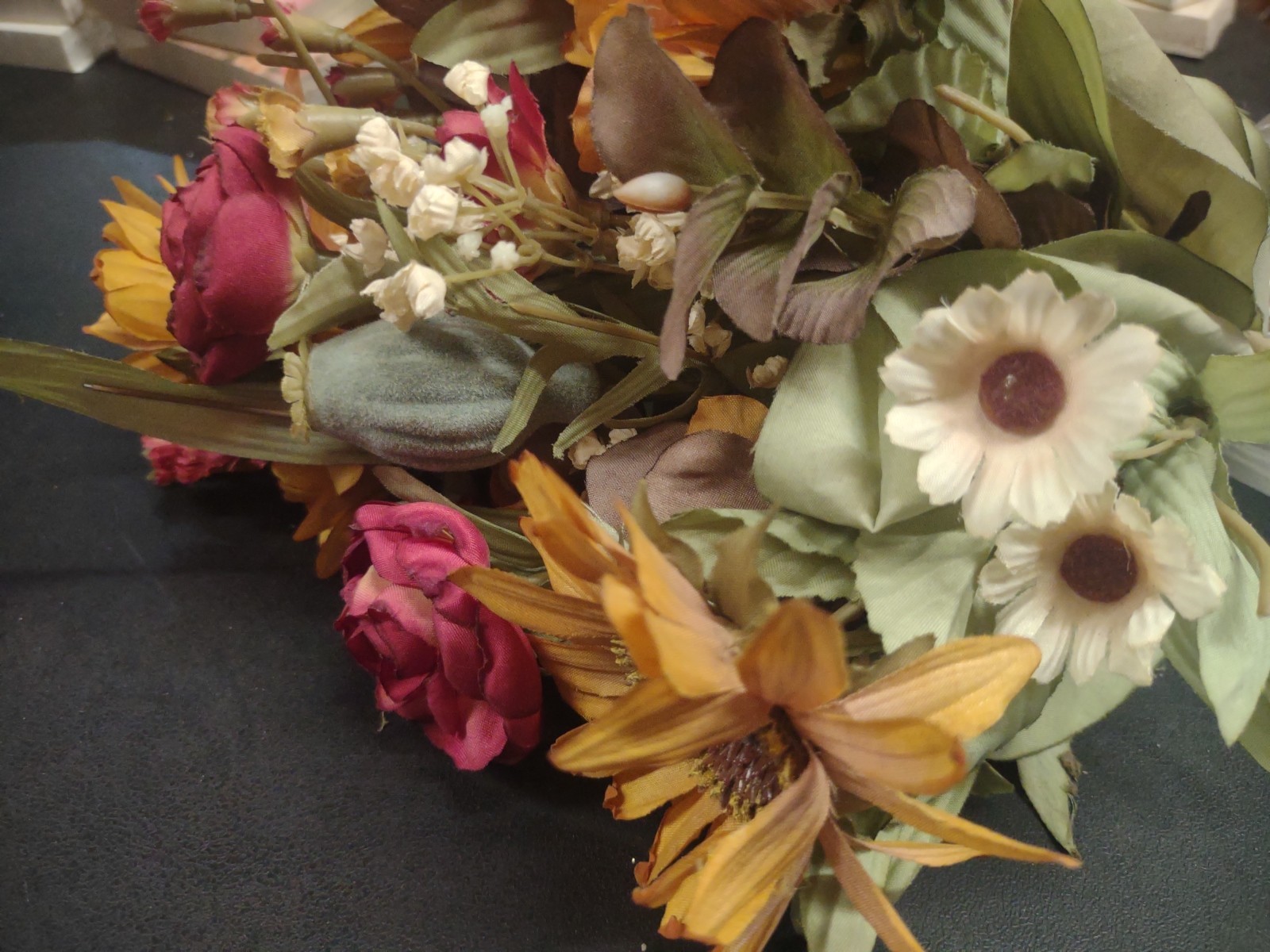 14″ Vintage Silk Bush, 16 Stems, Cranberry Ranunculus & Mustard Sunflowers
