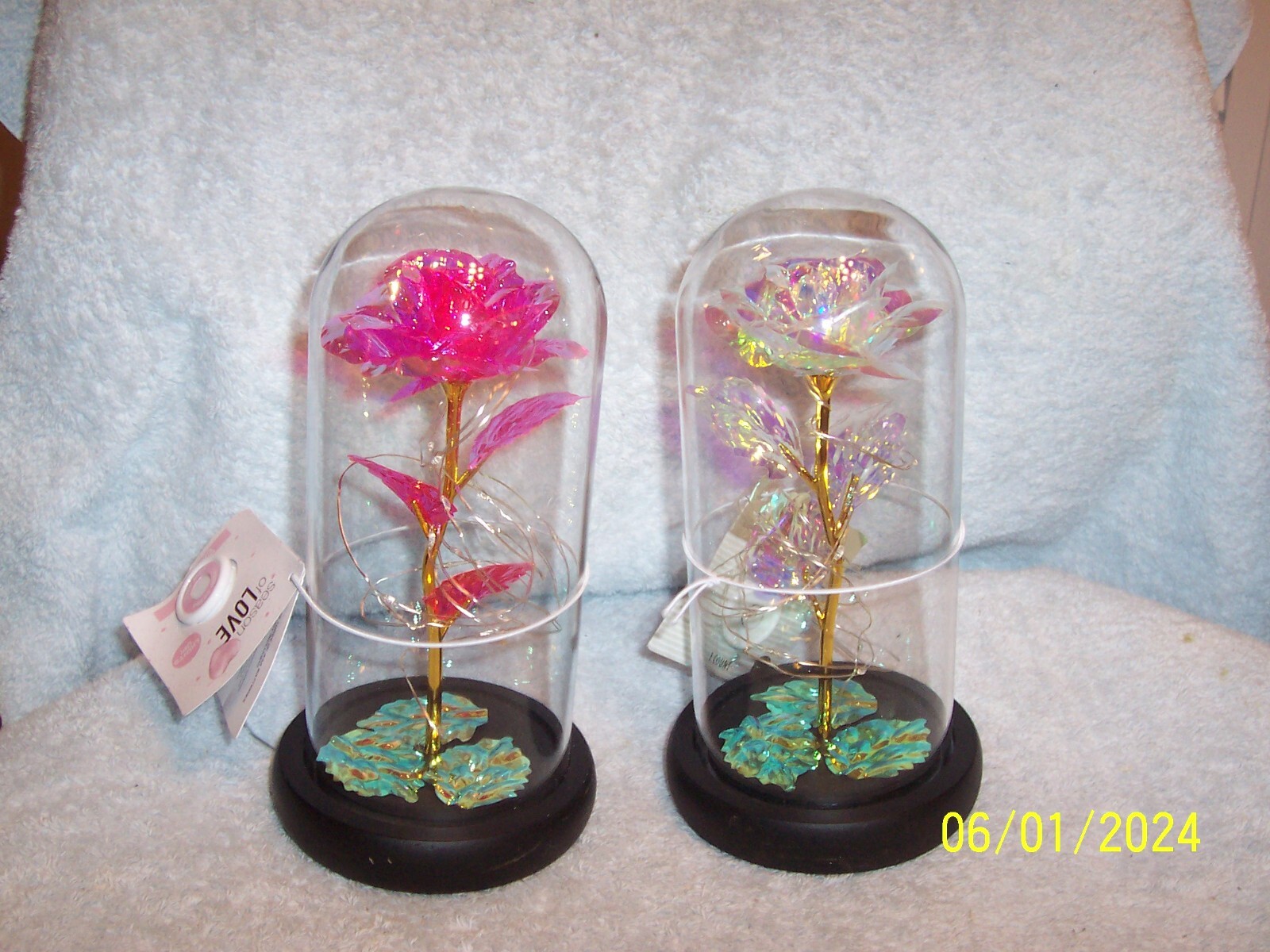 Decorative Dome Roses 1 Pink & 1 Clear Lights Up Blinks & Changes Color See Pics