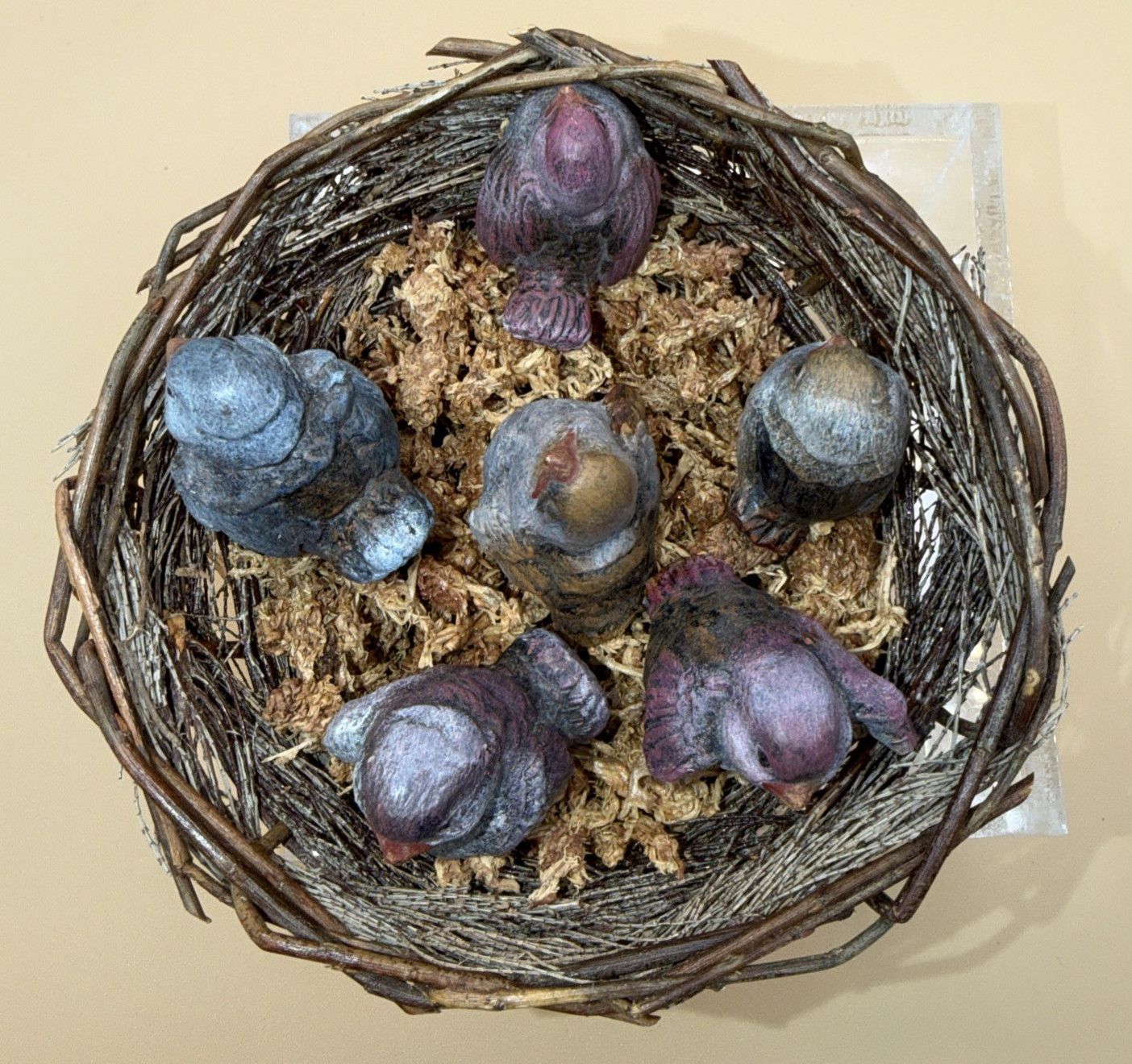 SET of 6 small Birds in Bird Nest (Man Made) – Resin or Ceramic?? – Unbranded