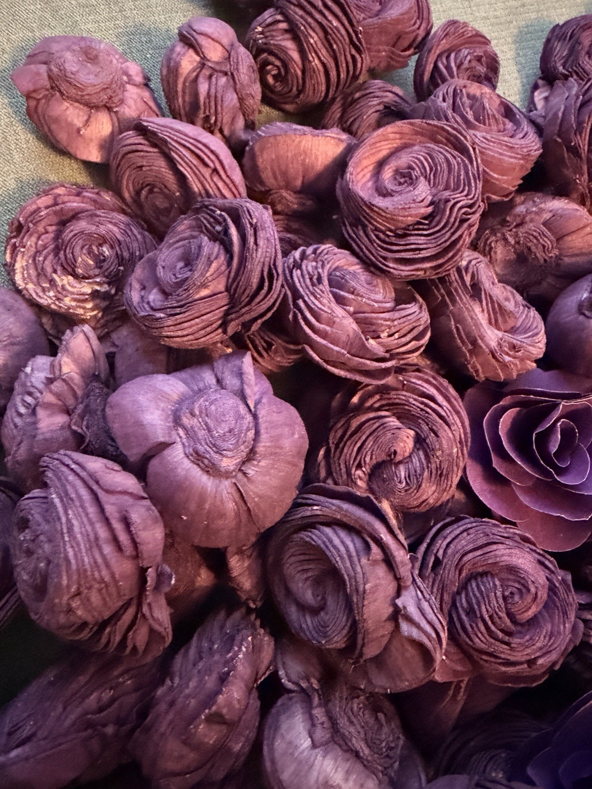 Wood Flowers Crafting Styles Multiple Colors, Sizes 2″-5″