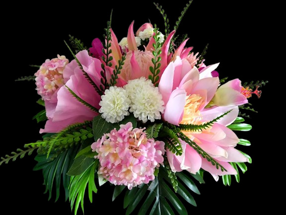 Think Spring Table Centerpiece (ROUND)